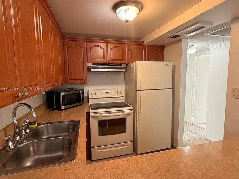 5855 Washington St # 91, Hollywood, FL 33023 photo 4