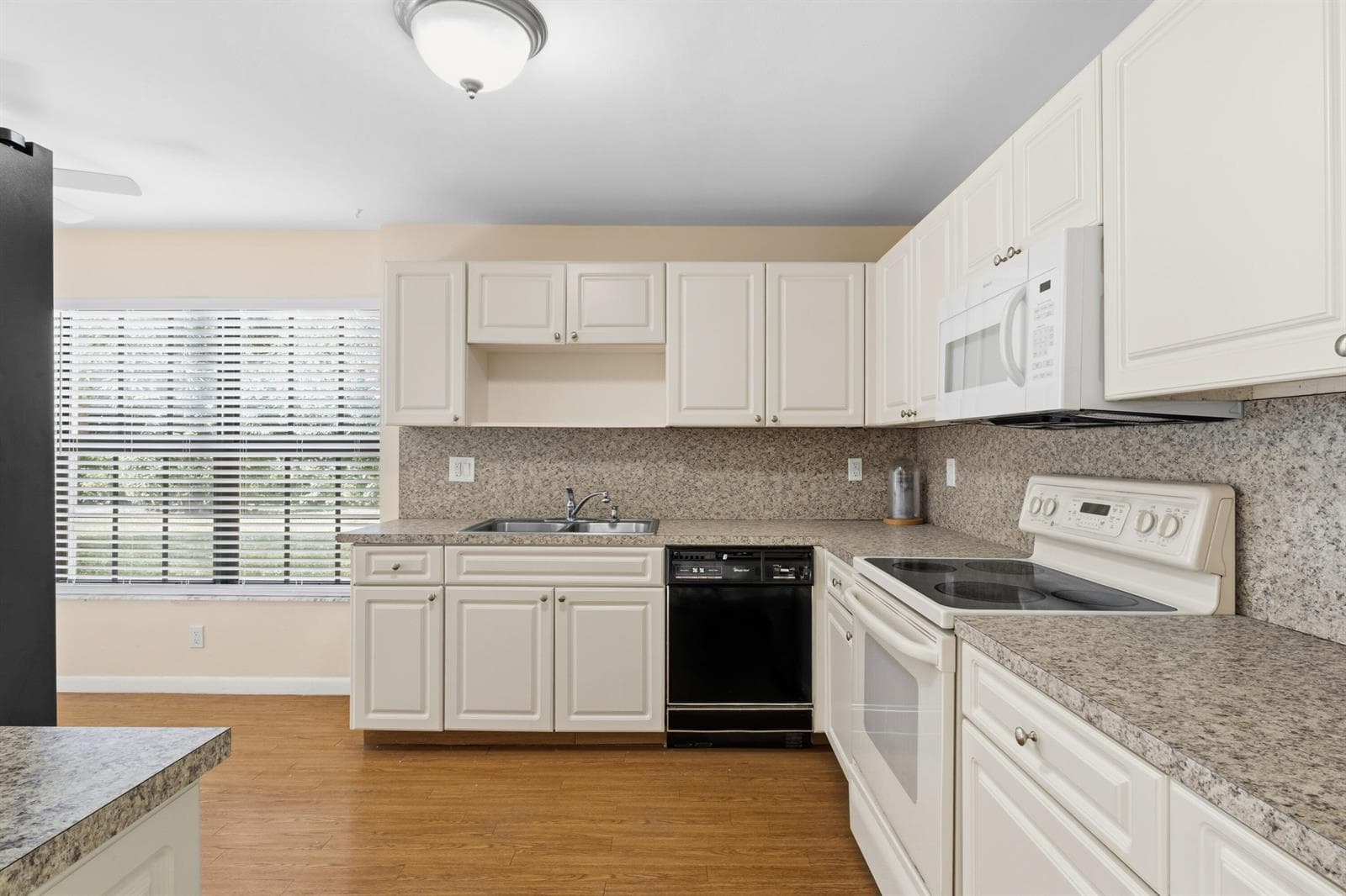 3233 Perimeter Drive # 2511, FL 33467 photo 3