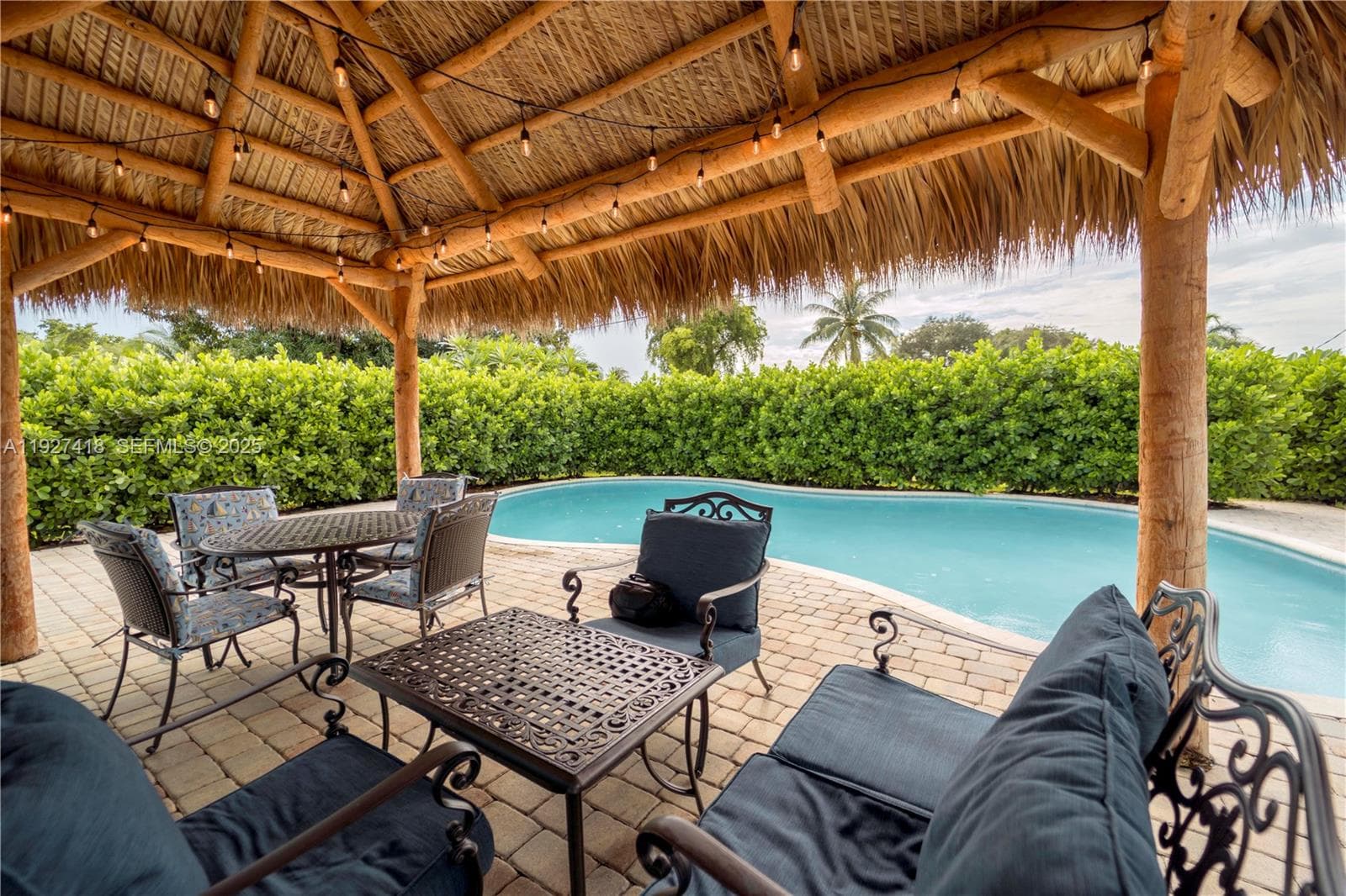 269 SE 8th Ave, Deerfield Beach, FL 33441 photo 2