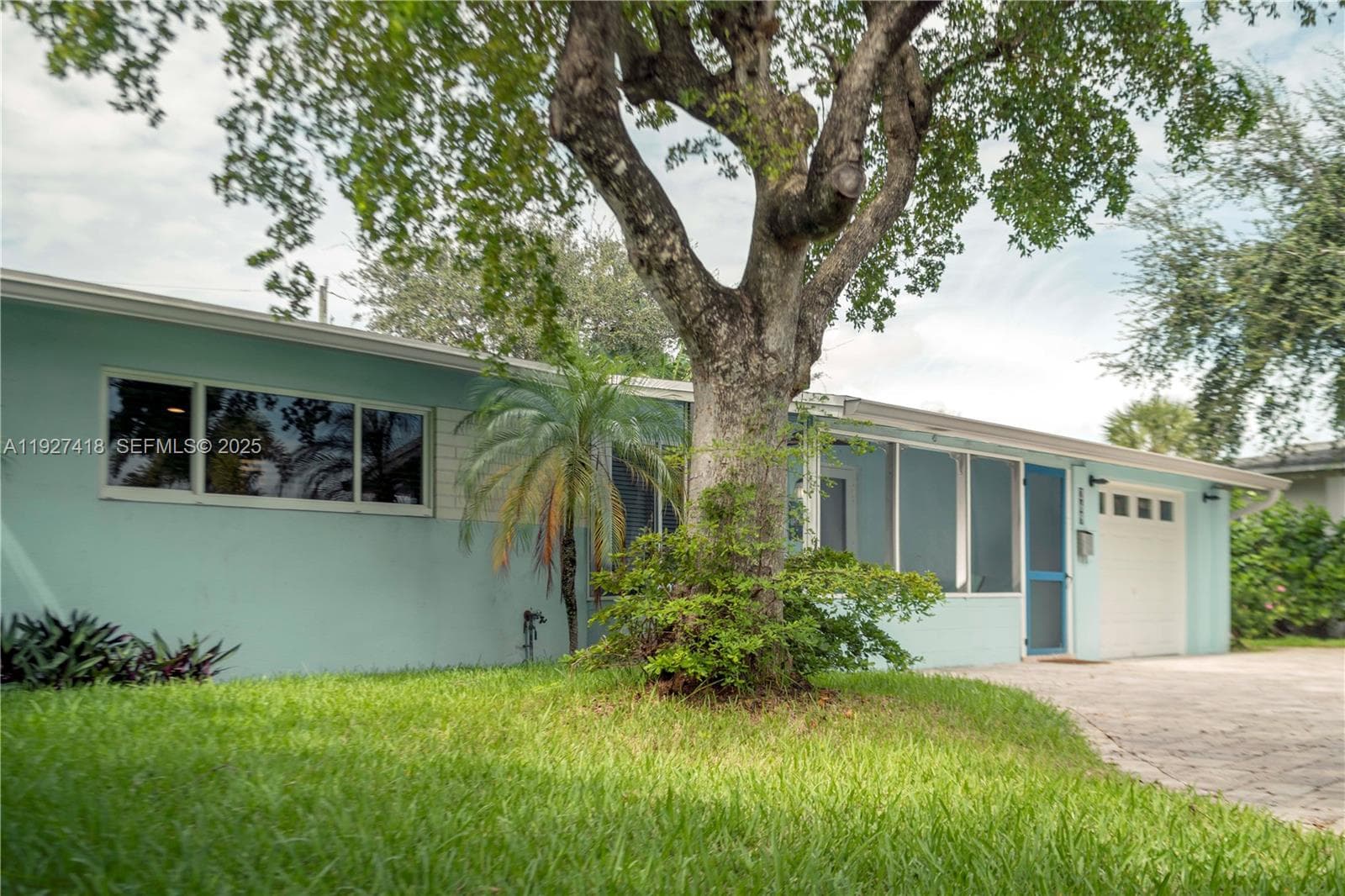 269 SE 8th Ave, Deerfield Beach, FL 33441 photo 3
