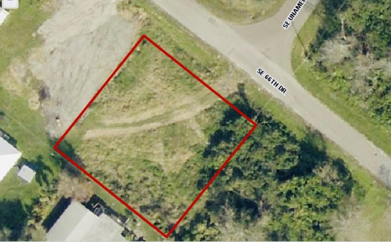 8960 SE 66th Drive, Okeechobee, FL 34974