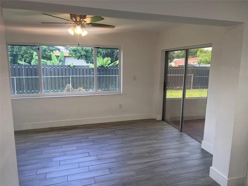 8361 NW 27th Place, Sunrise, FL 33322 photo 5