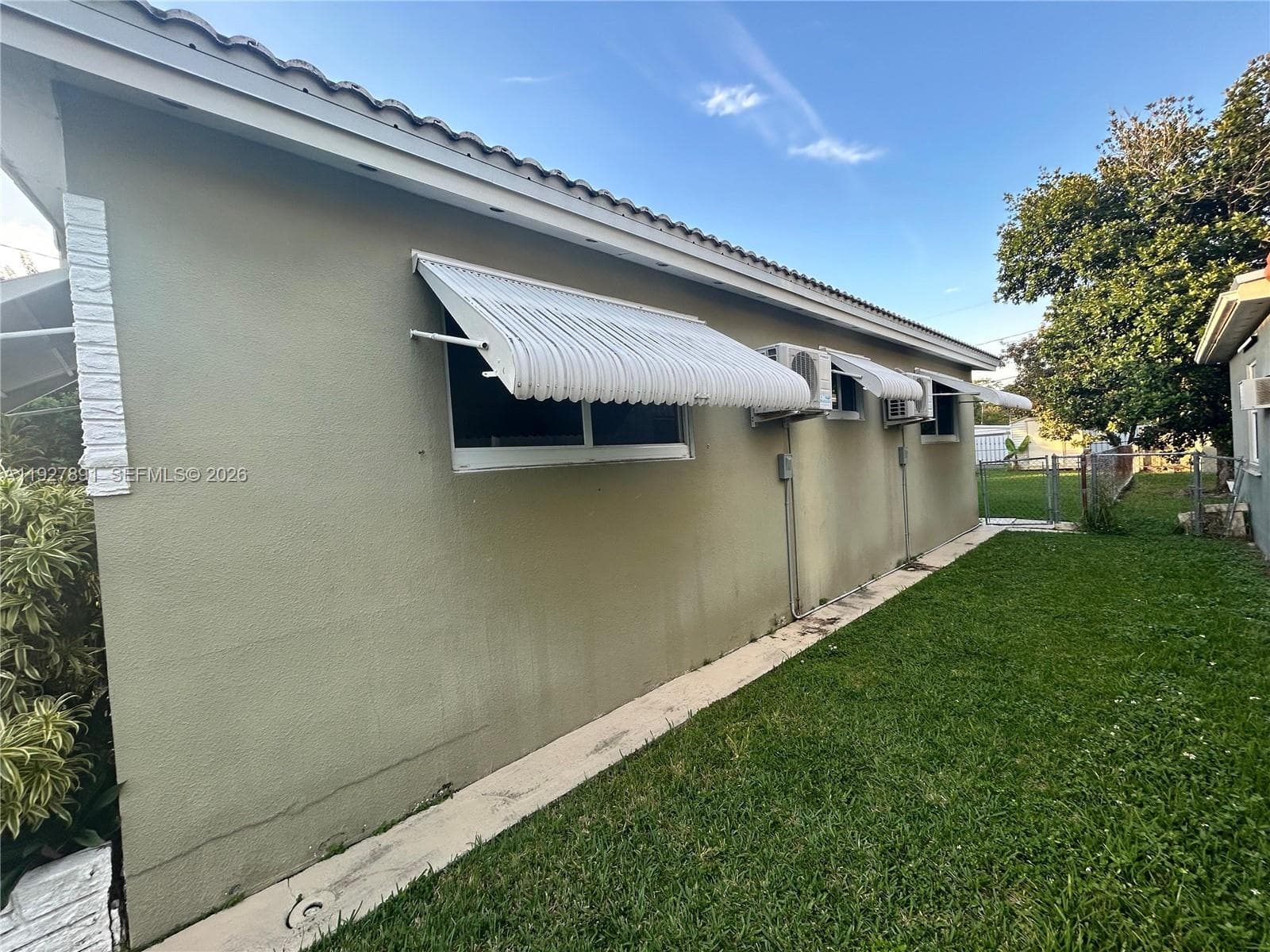 1915 Mayo St, Hollywood, FL 33020 photo 5