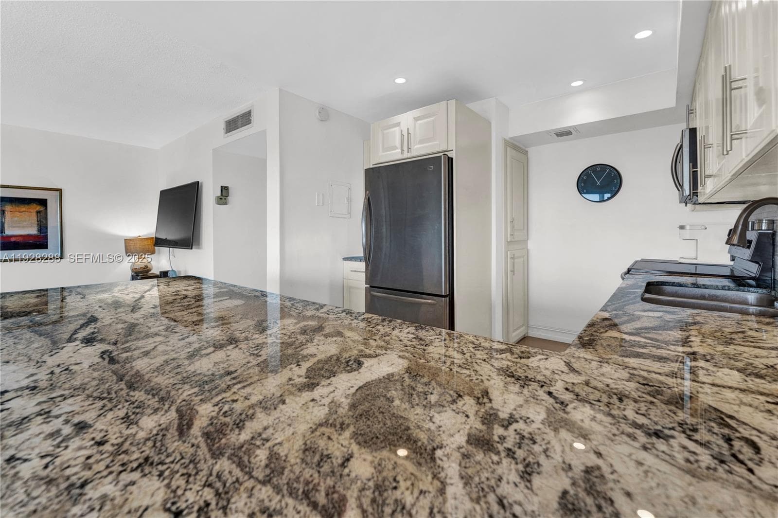 200 Diplomat Pkwy # 729, Hallandale Beach, FL 33009 photo 5