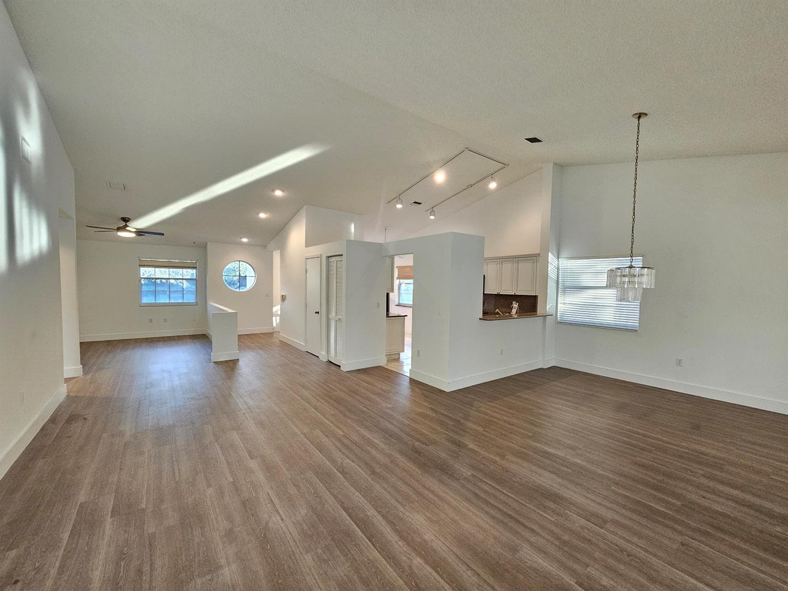 9637 Shadybrook Drive # 201, Boynton Beach, FL 33437 photo 3