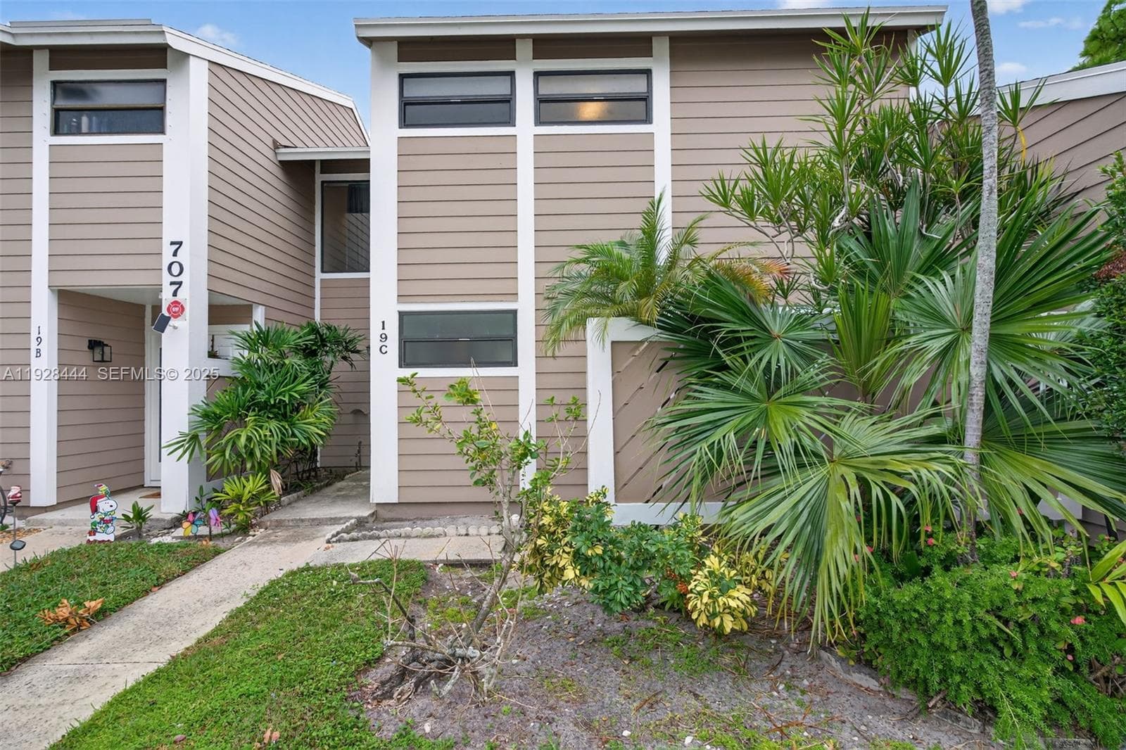 707 Stonewood Ct # 19C, Jupiter, FL 33458 photo 3