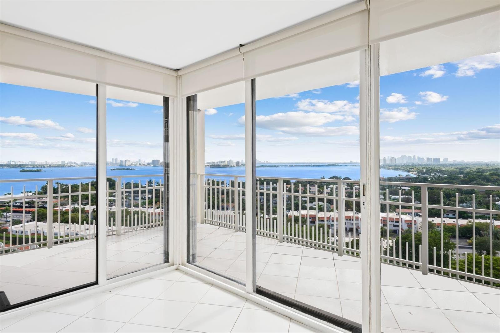 1000 Quayside Terrace # 1606, Miami, FL 33138 photo 3