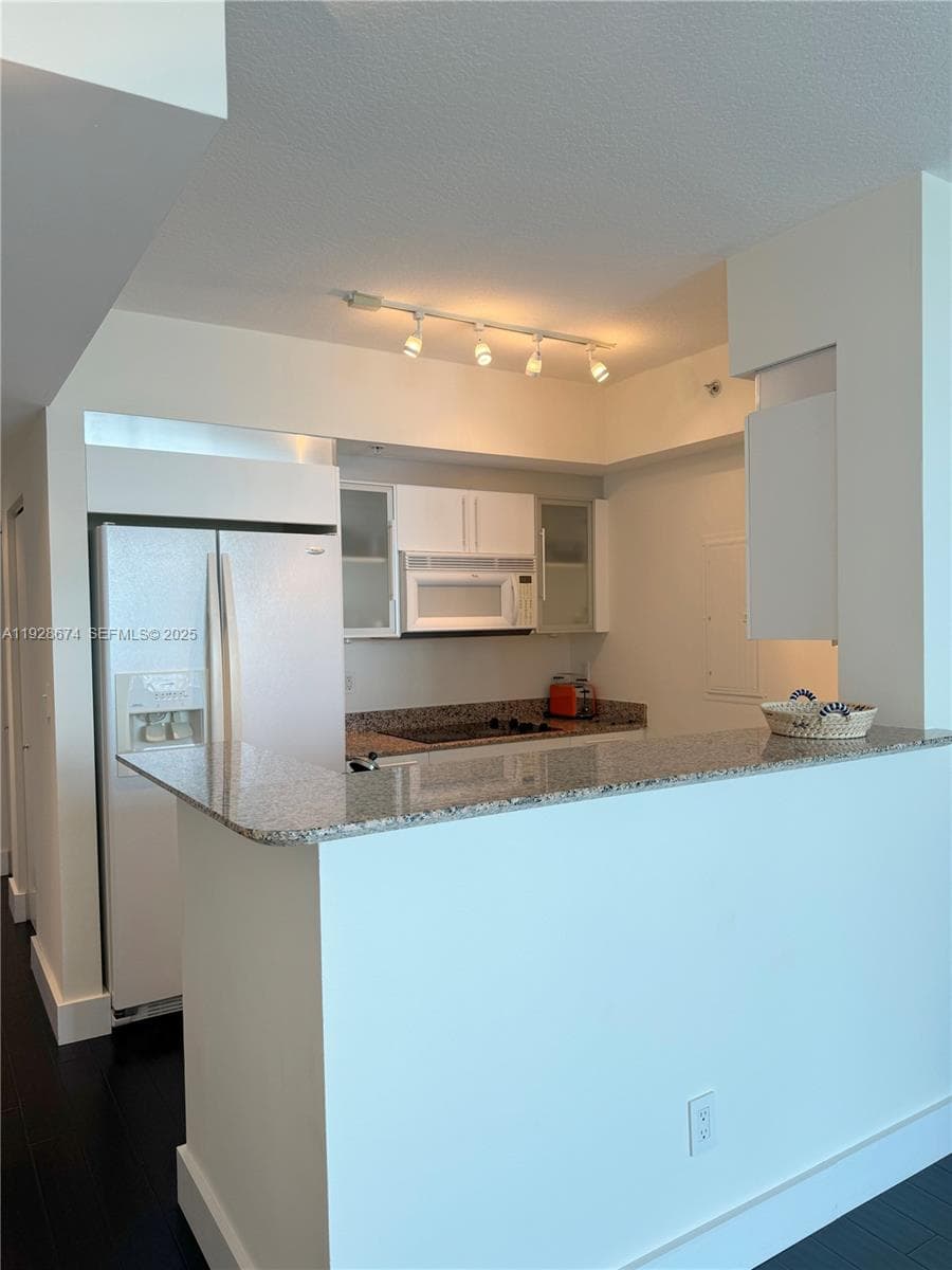 335 S Biscayne Blvd # 2403, Miami, FL 33131 photo 5