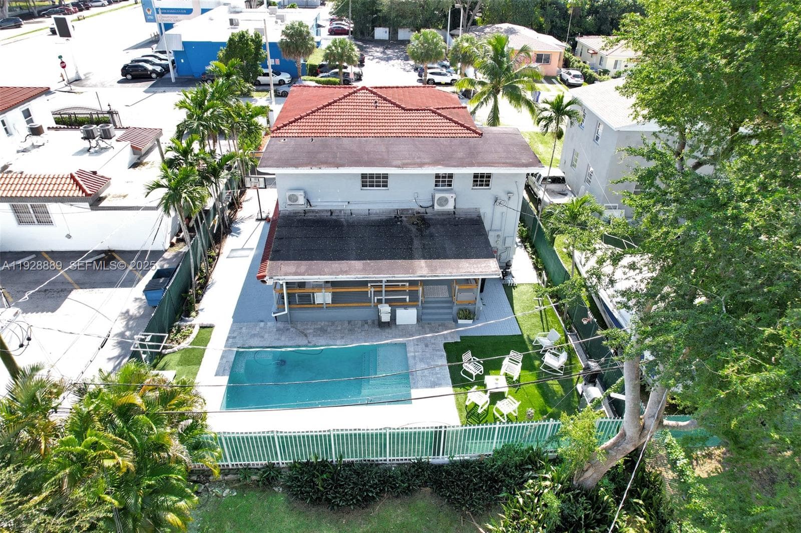 3711 SW 27th Ter, Miami, FL 33134 photo 2