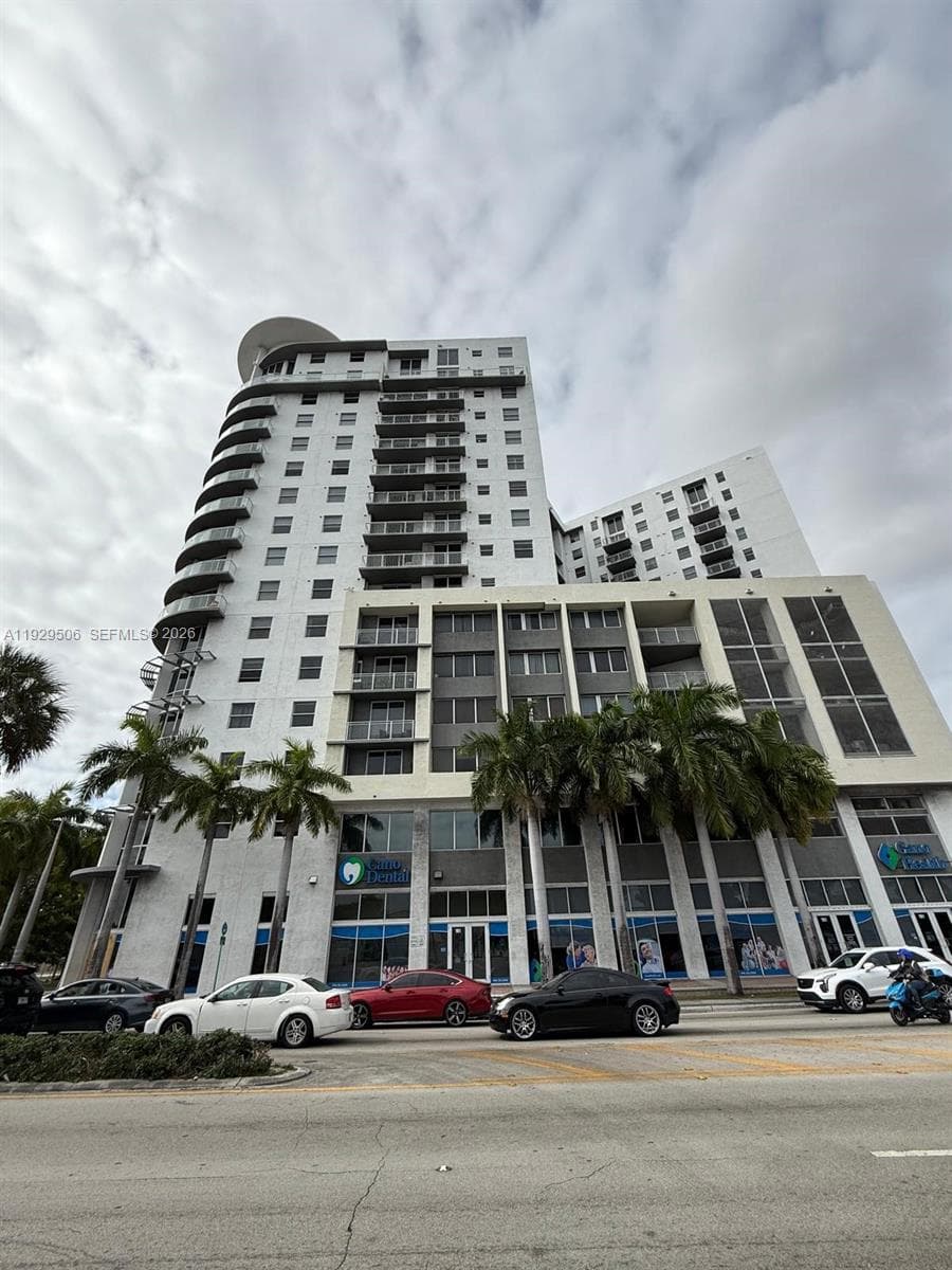 1 Glen Royal Pkwy # 1612, Miami, FL 33125 photo 2