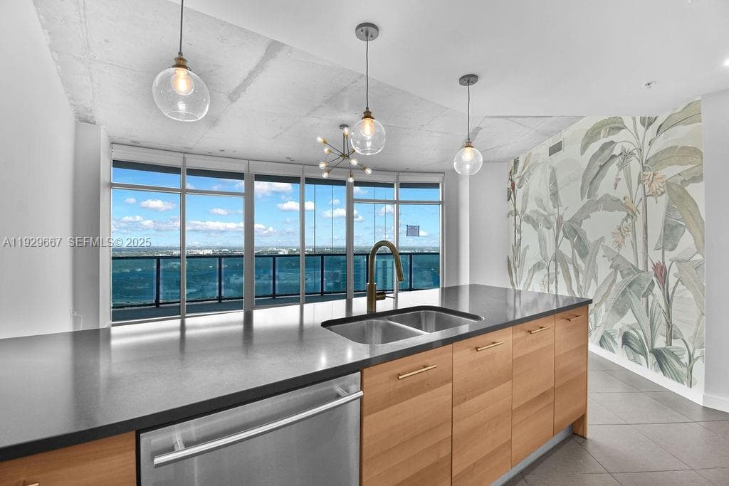 3301 NE 1st Ave # H2509, Miami, FL 33137 photo 4