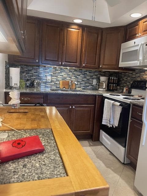 34 Hastings C # 34, West Palm Beach, FL 33417 photo 4