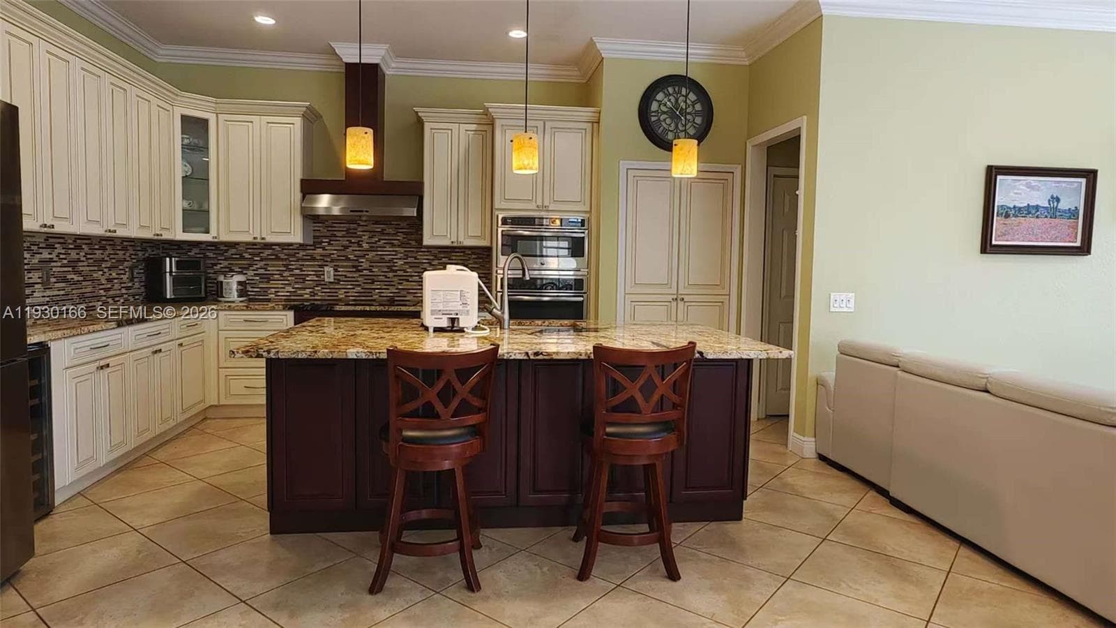 1035 Waterside Cir, Weston, FL 33327 photo 5