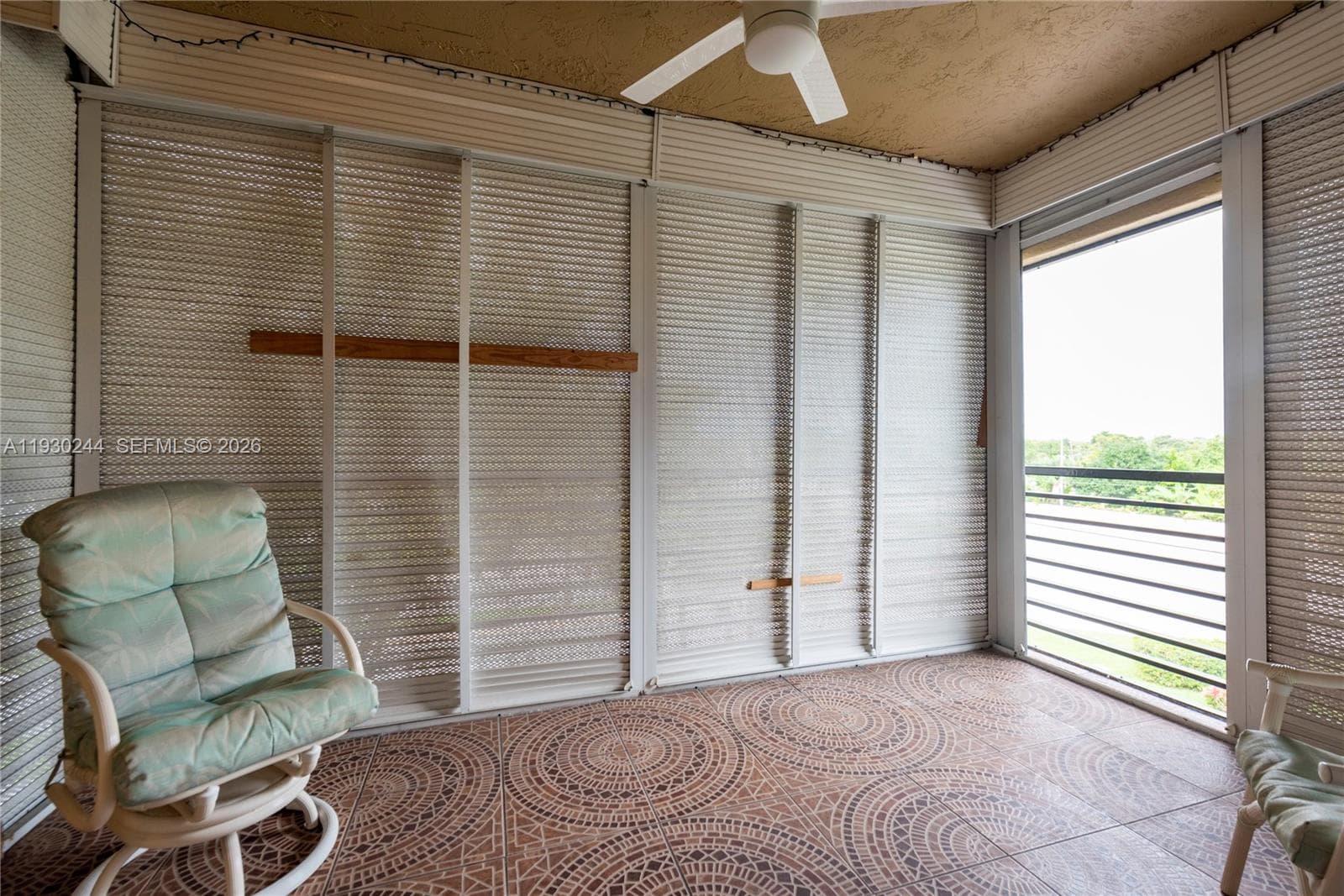 4940 E Sabal Palm Blvd # 414, Tamarac, FL 33319 photo 4