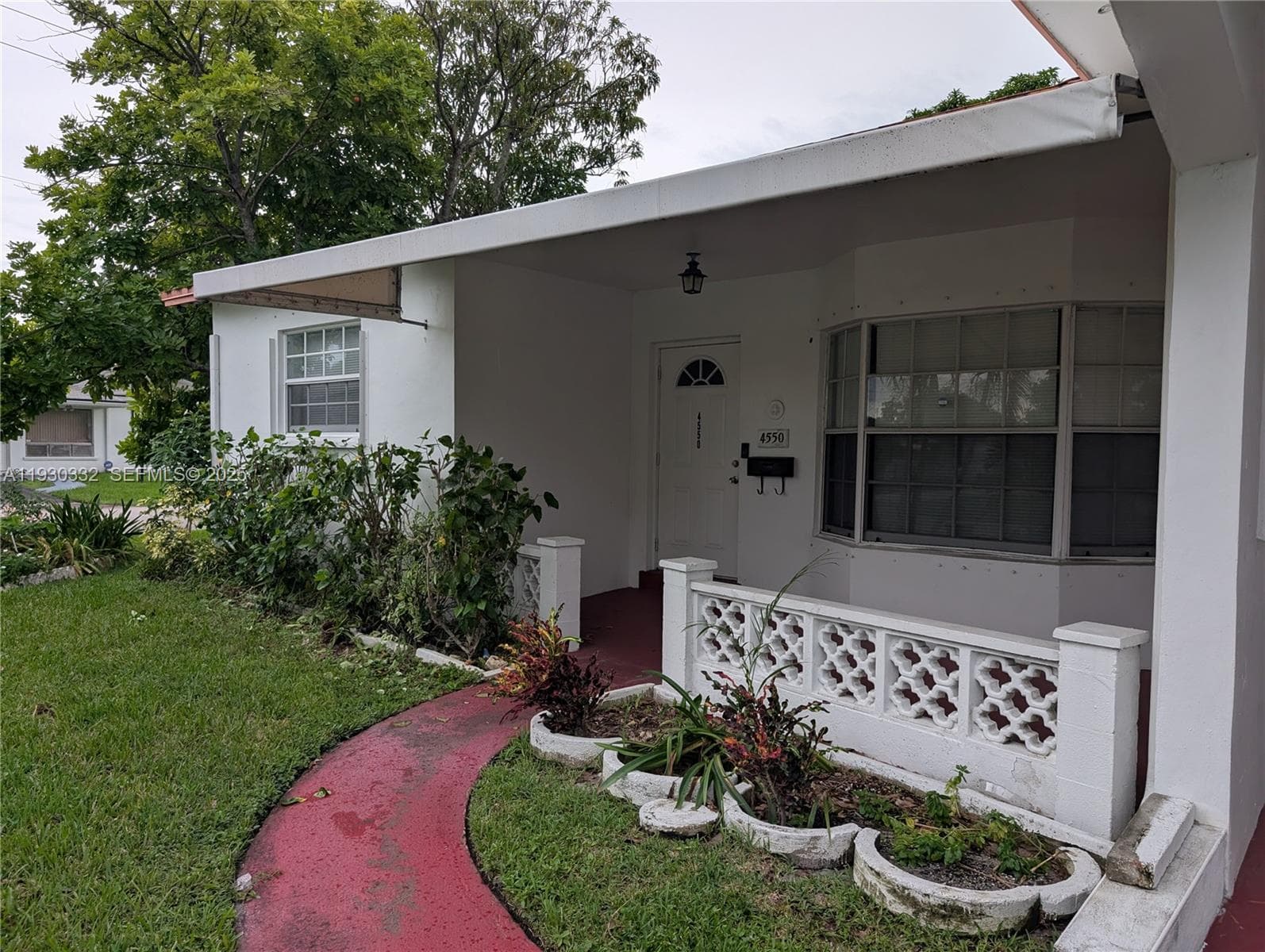 4550 NW 43rd St, Lauderdale Lakes, FL 33319 photo 4