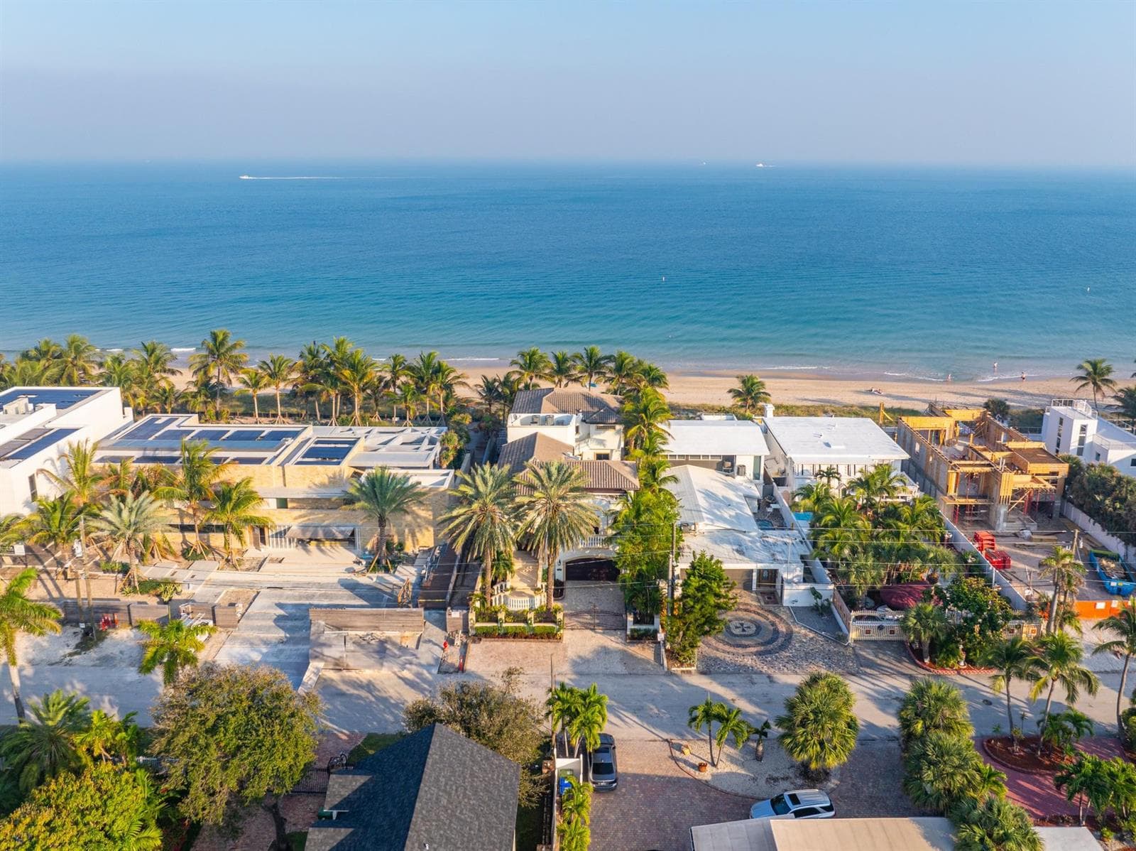 2760 N Atlantic Boulevard, Fort Lauderdale, FL 33308