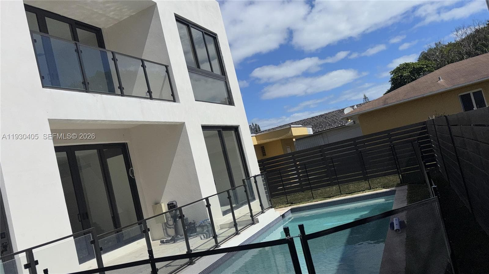 2484 SW 18th St, Miami, FL 33145 photo 5