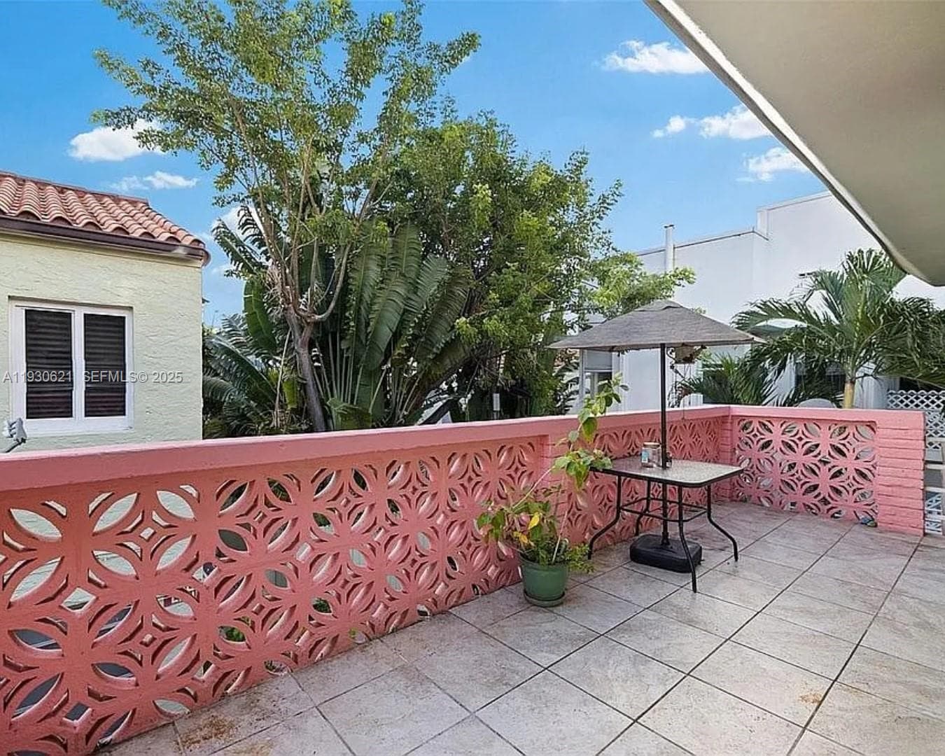 2822 Pine Tree Dr, Miami Beach, FL 33140 photo 5