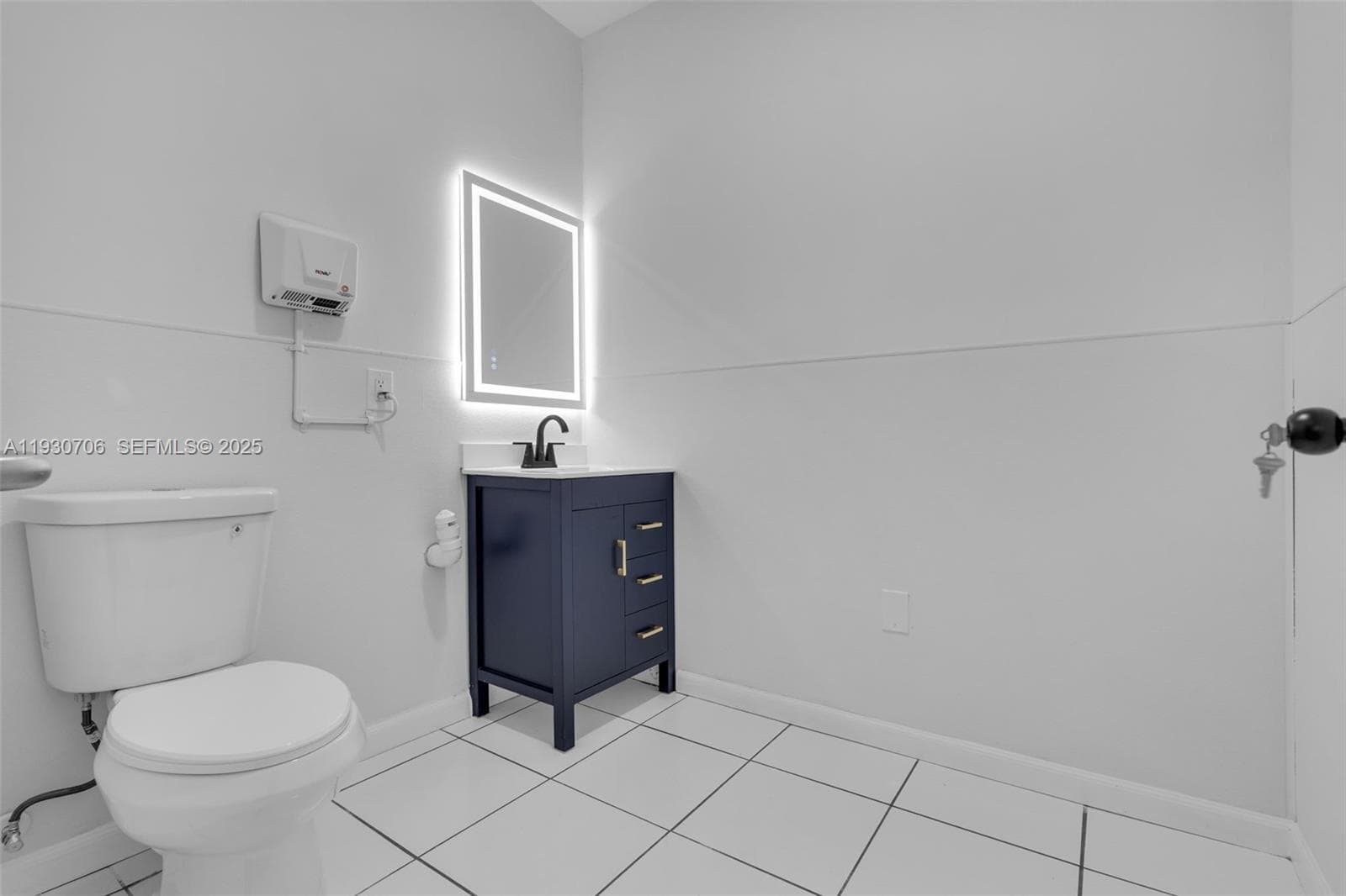 8930 SW 40th St, Miami, FL 33165 photo 3