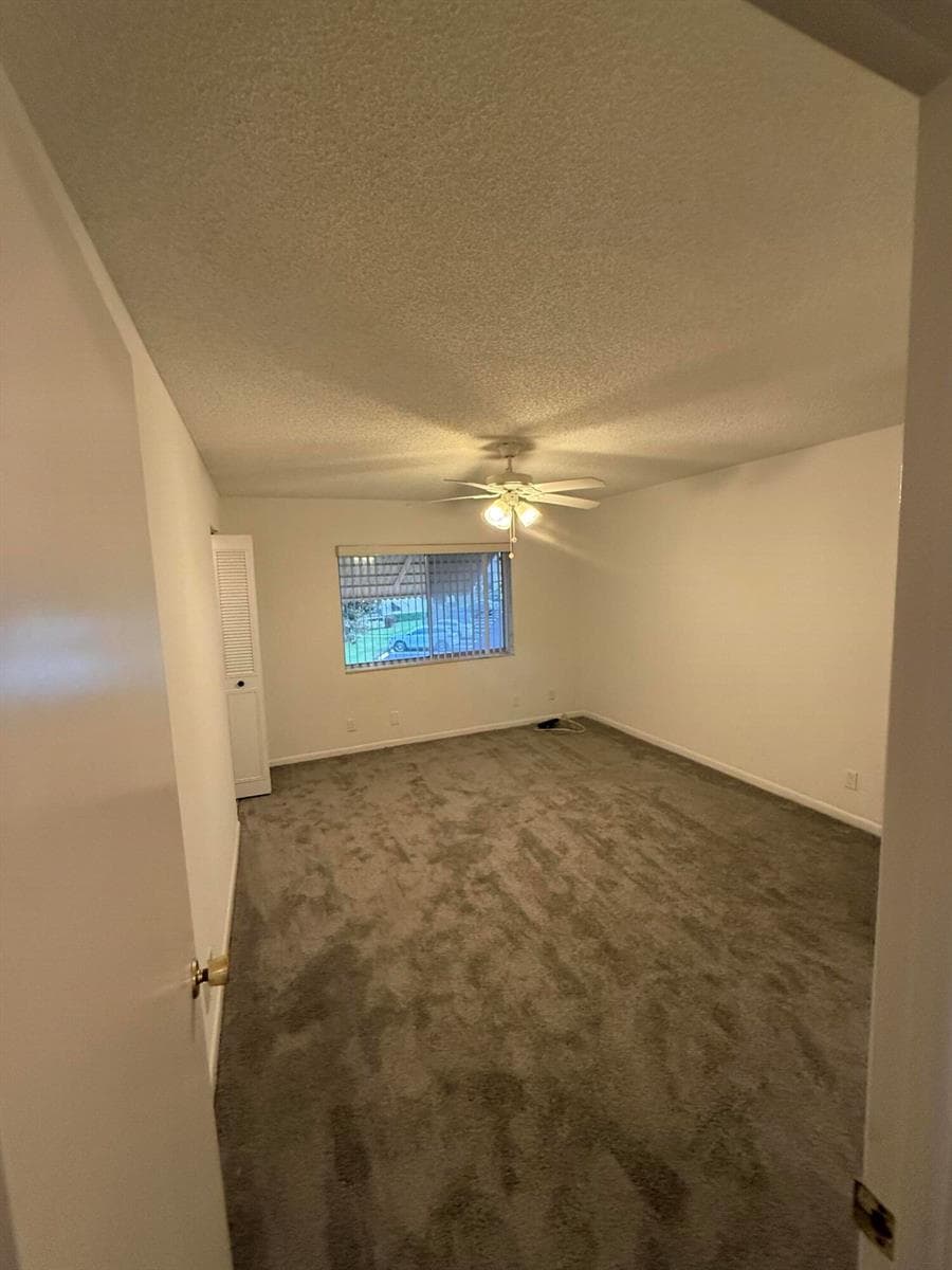 5795 La Pinata Boulevard # C-2, FL 33463 photo 2