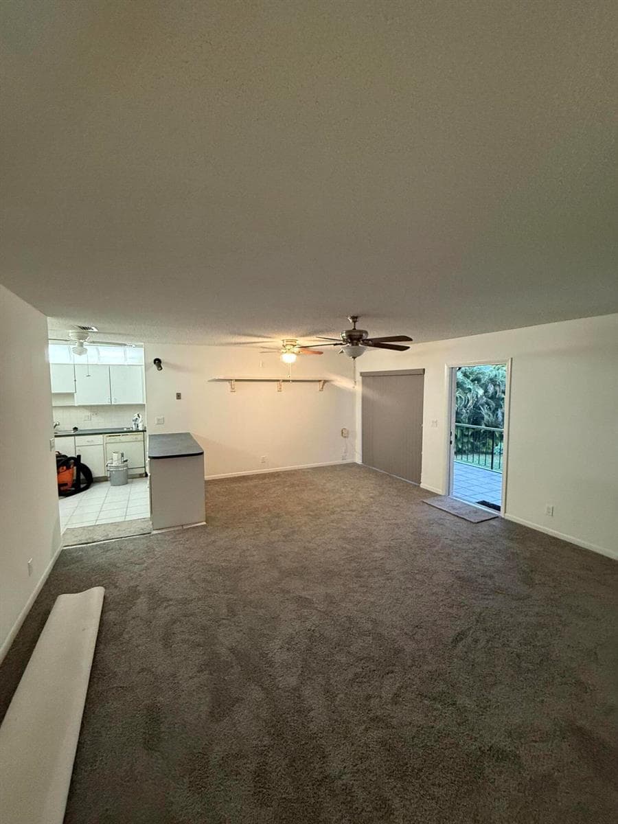 5795 La Pinata Boulevard # C-2, FL 33463 photo 4