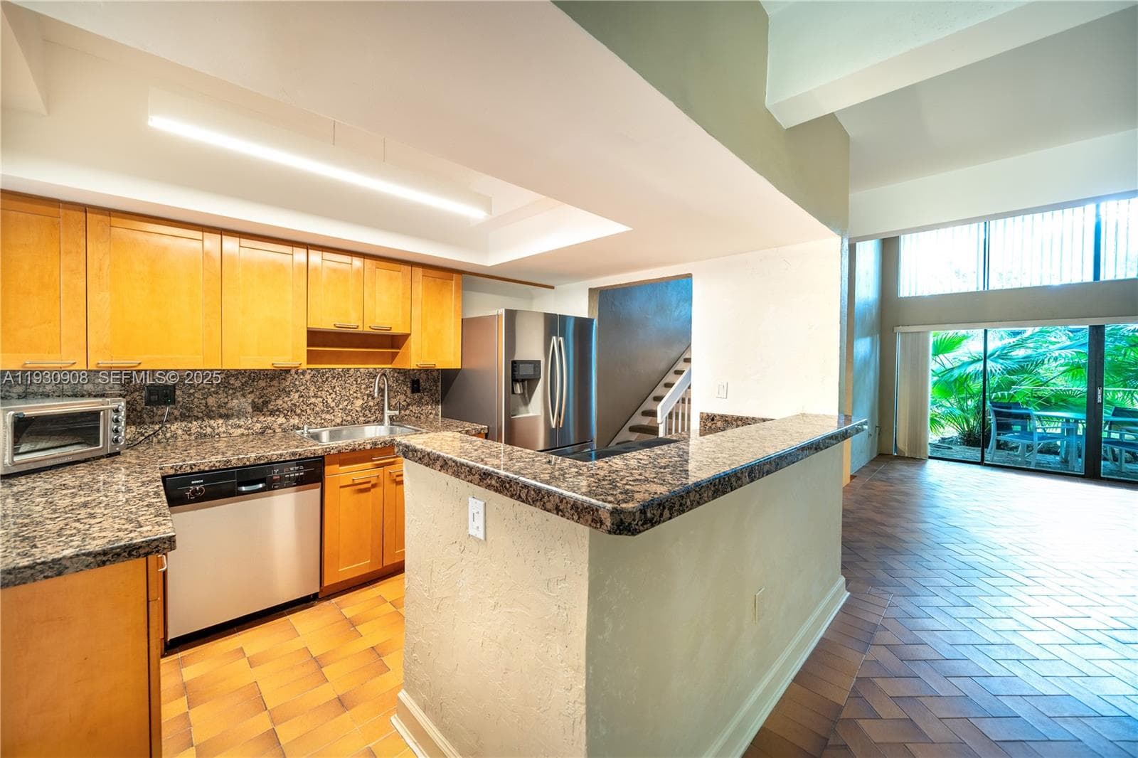 19212 NE 25th Ave # 283D, Miami, FL 33180 photo 5