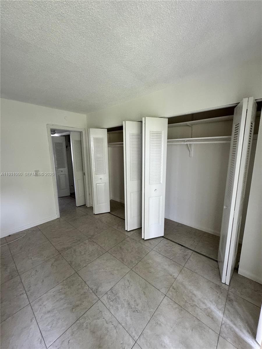 18 Hastings B # 18, West Palm Beach, FL 33417 photo 4