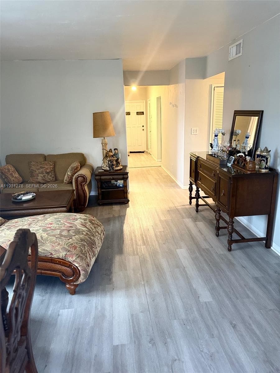 1510 SE 15th St # 210, Fort Lauderdale, FL 33316 photo 2