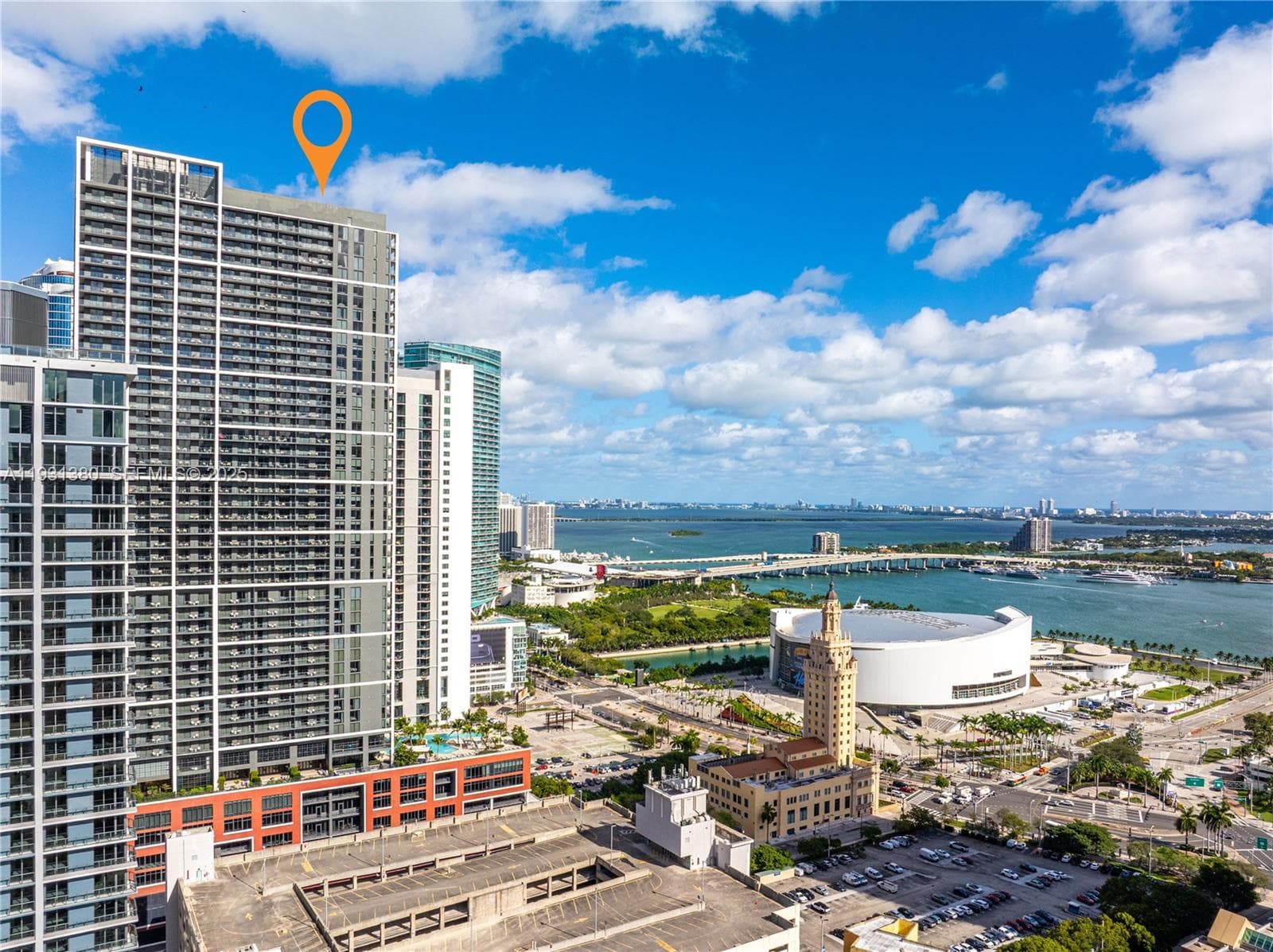 159 NE 6th St # 2608, Miami, FL 33132 photo 2