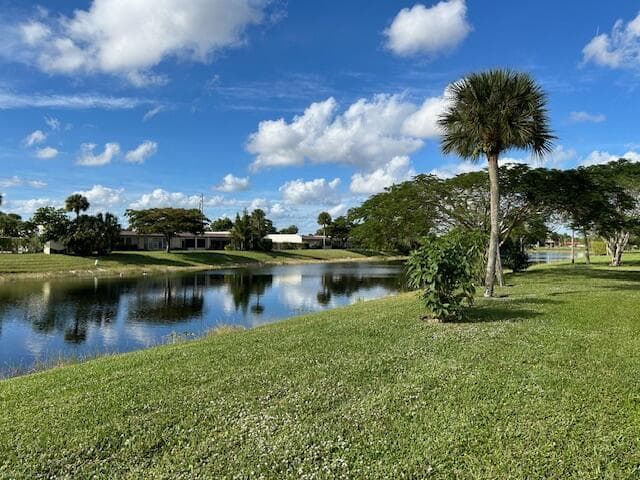 221 Lake Meryl Drive, West Palm Beach, FL 33411 photo 2