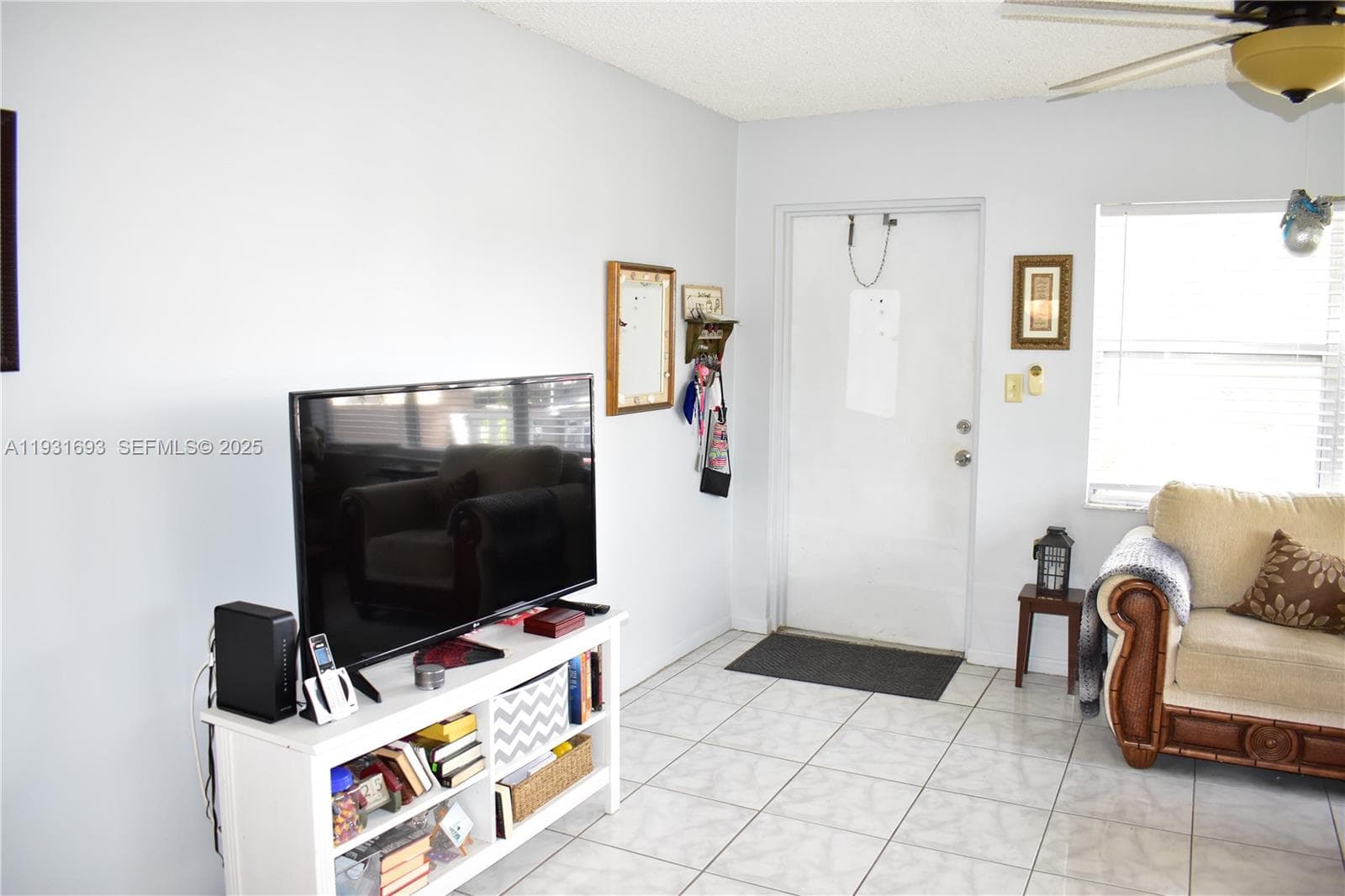 9141 Sunrise Lakes Blvd # 201, Sunrise, FL 33322 photo 4