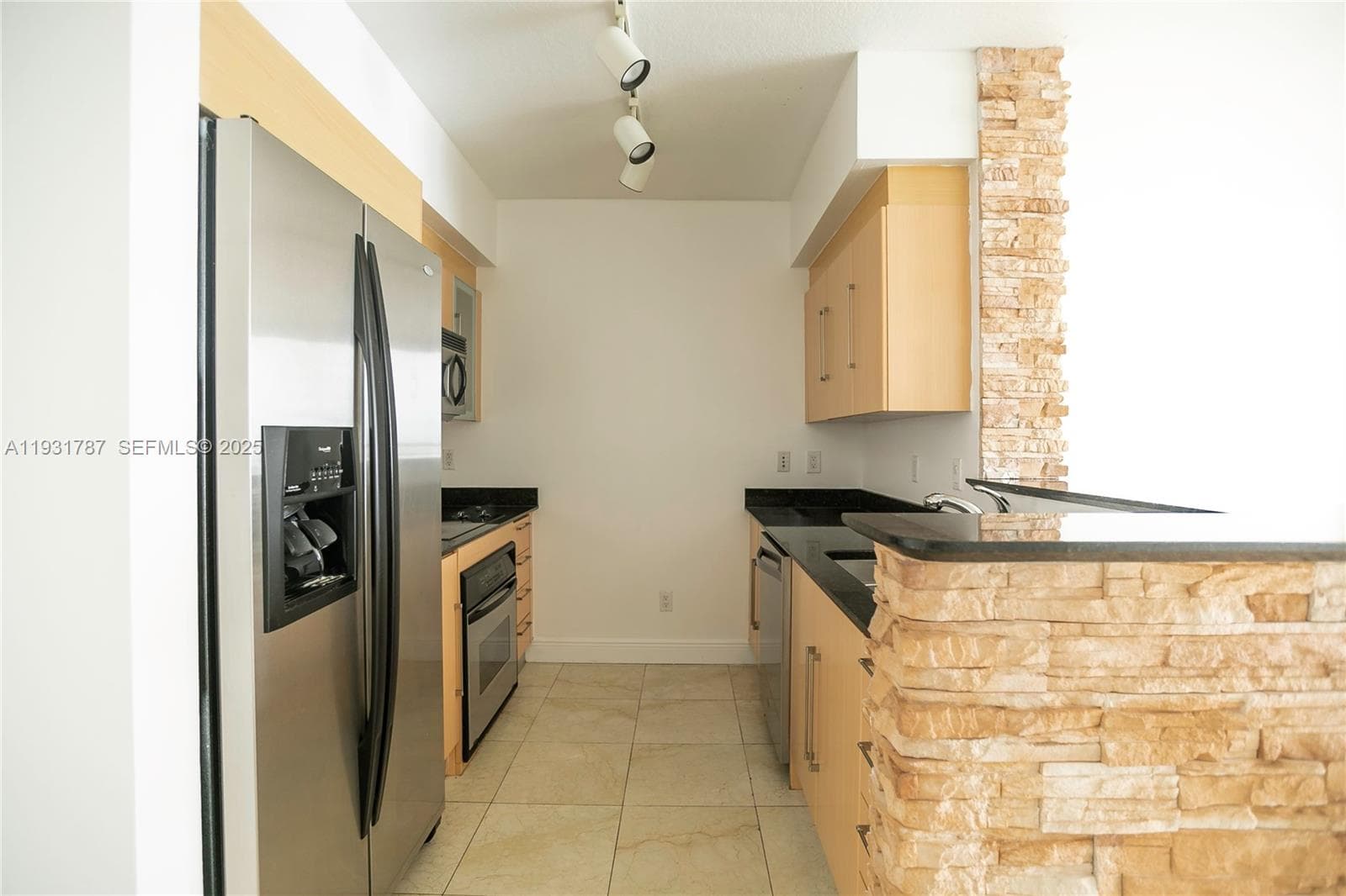 335 S Biscayne Blvd # 2710, Miami, FL 33131 photo 3