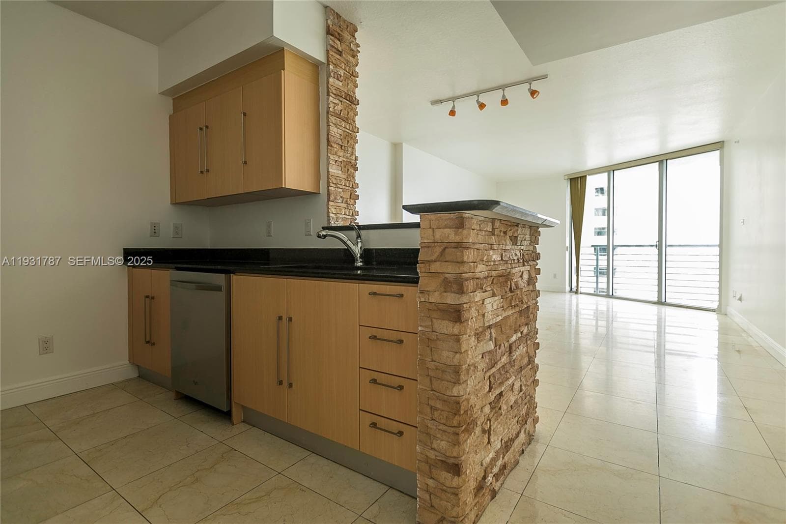 335 S Biscayne Blvd # 2710, Miami, FL 33131 photo 5
