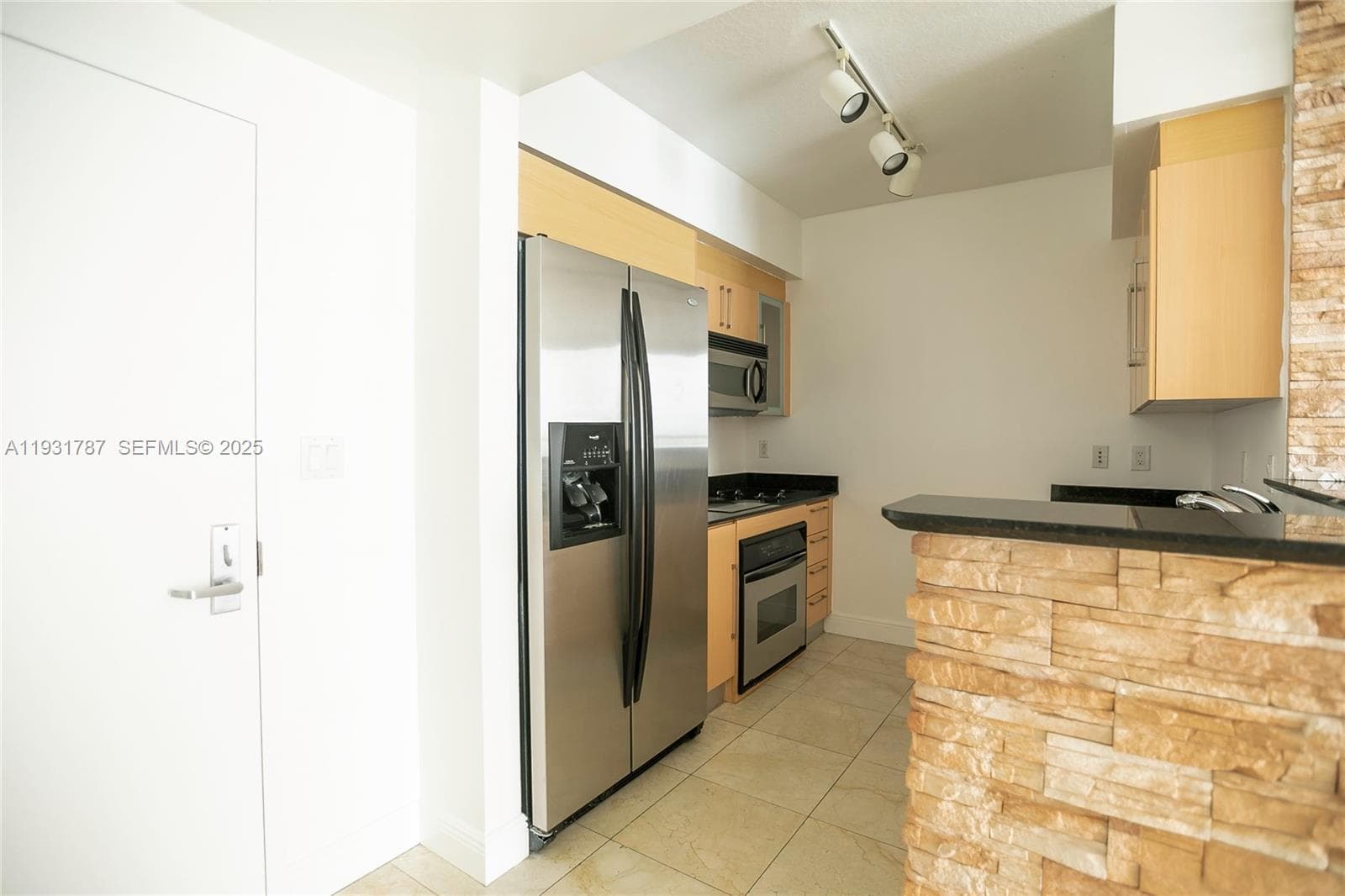 335 S Biscayne Blvd # 2710, Miami, FL 33131 photo 4