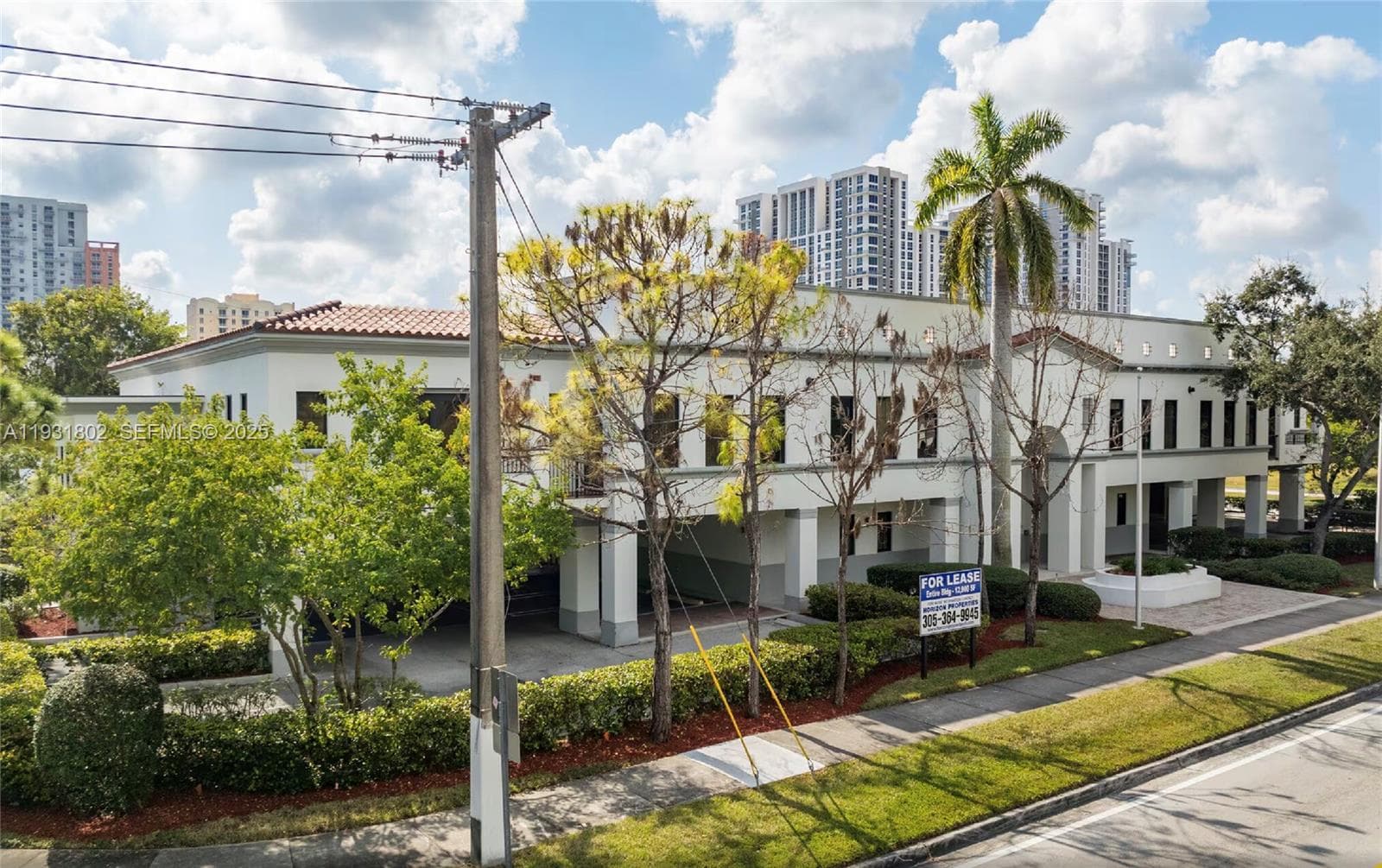 6900 SW 80th St, Miami, FL 33143