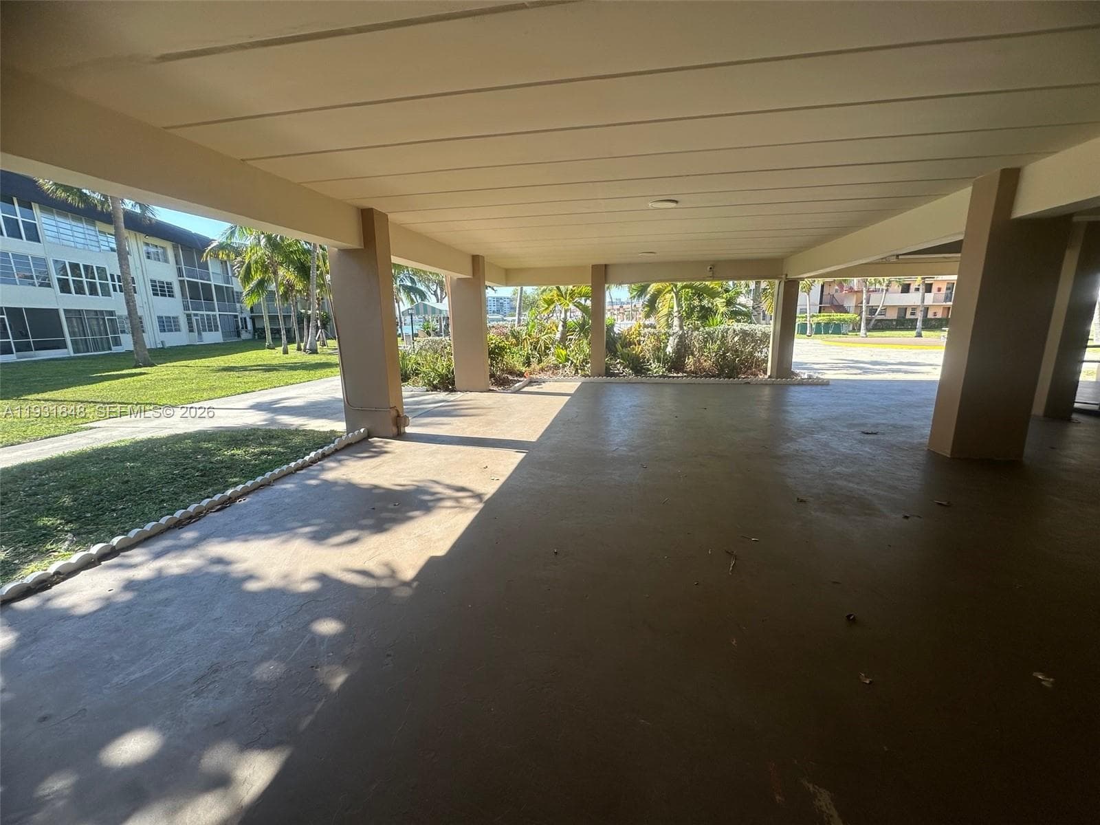 1530 NE 191st St # 205, Miami, FL 33179 photo 5