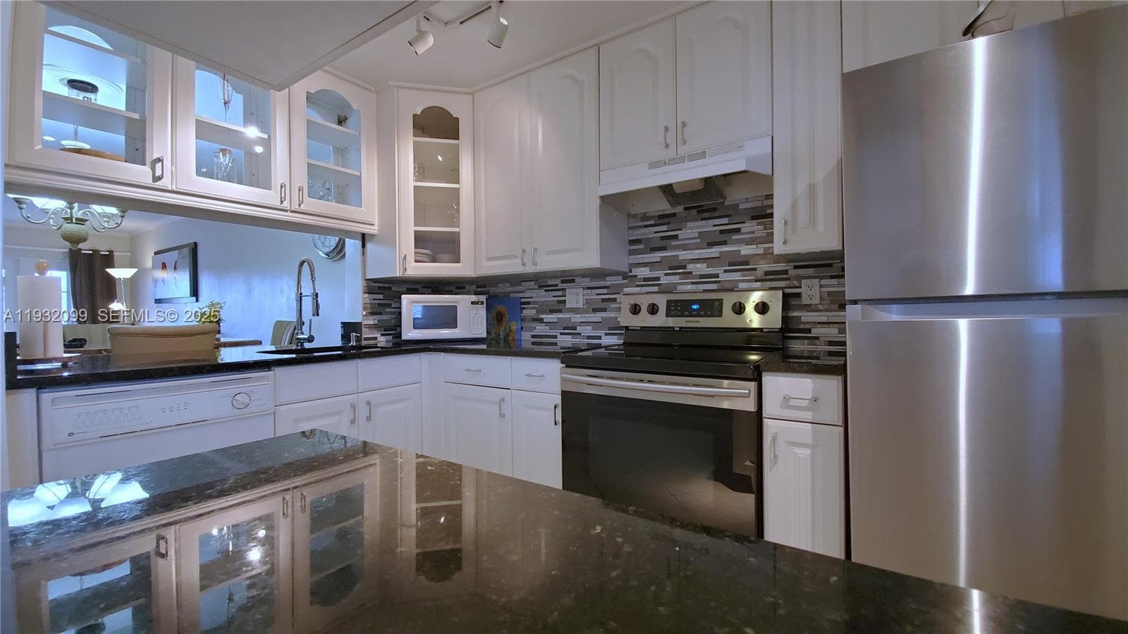 470 Paradise Isle Blvd # 309, Hallandale Beach, FL 33009 photo 3