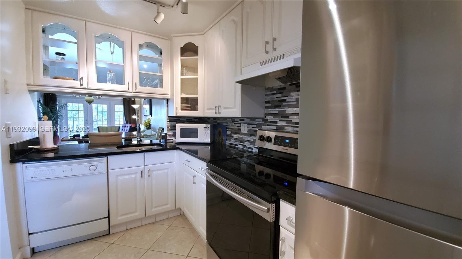 470 Paradise Isle Blvd # 309, Hallandale Beach, FL 33009 photo 5