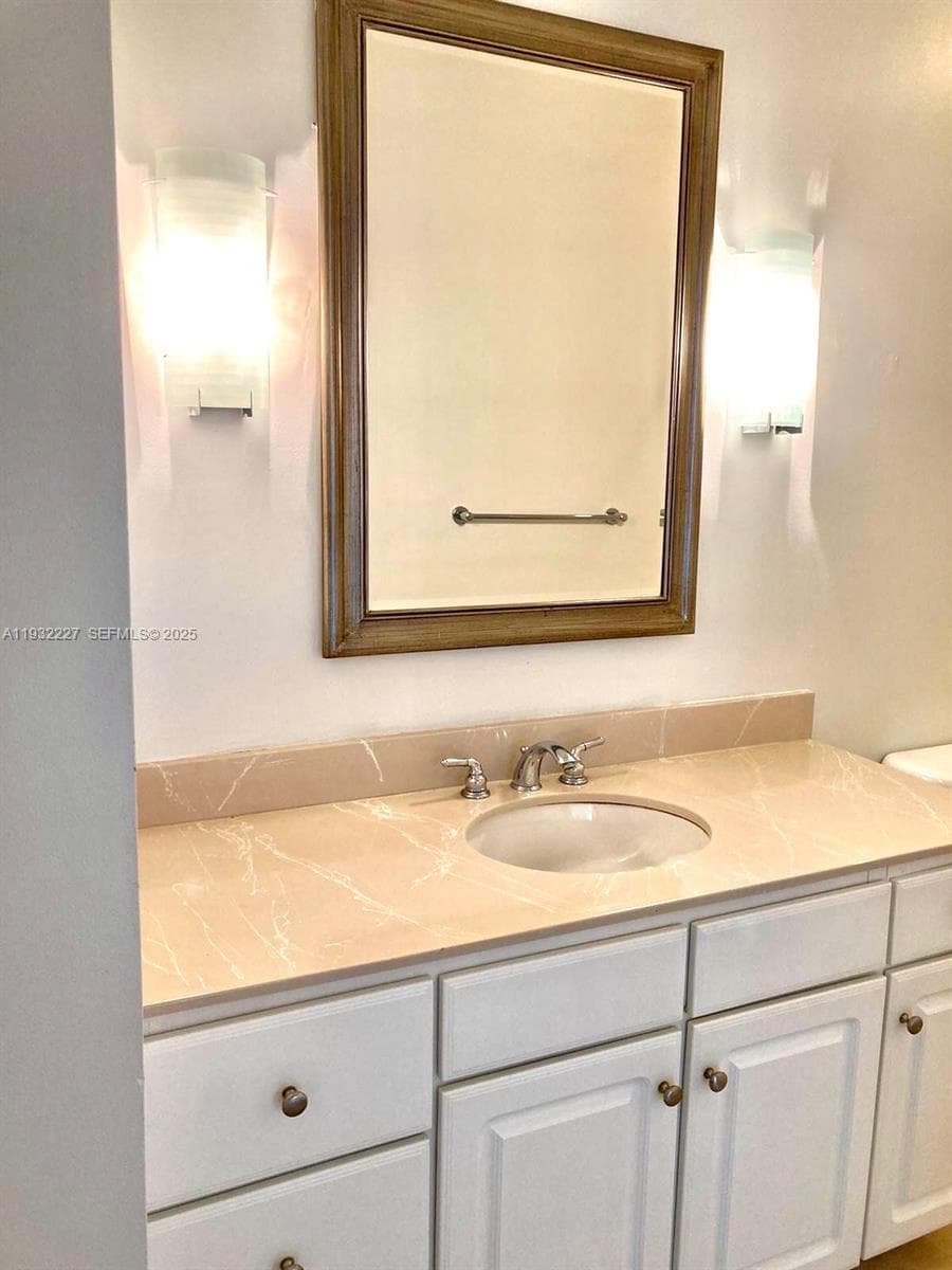 2001 Biscayne Blvd # 2608, Miami, FL 33137 photo 5