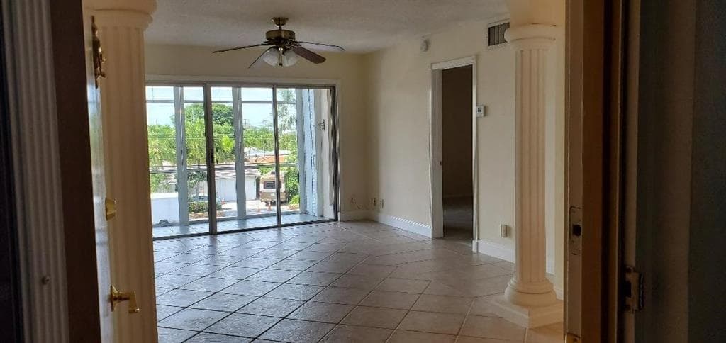3040 NE 16th Avenue # 303 A, Oakland Park, FL 33334 photo 2