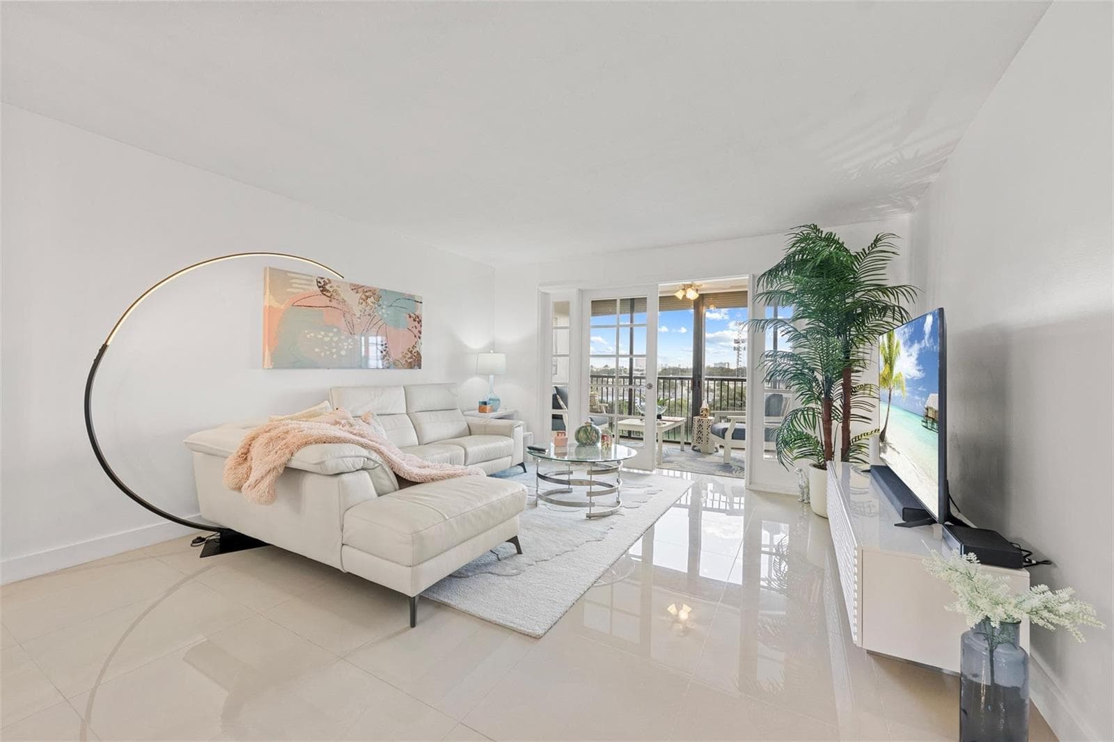 2202 S Cypress Bend Drive # 606, Pompano Beach, FL 33069 photo 3