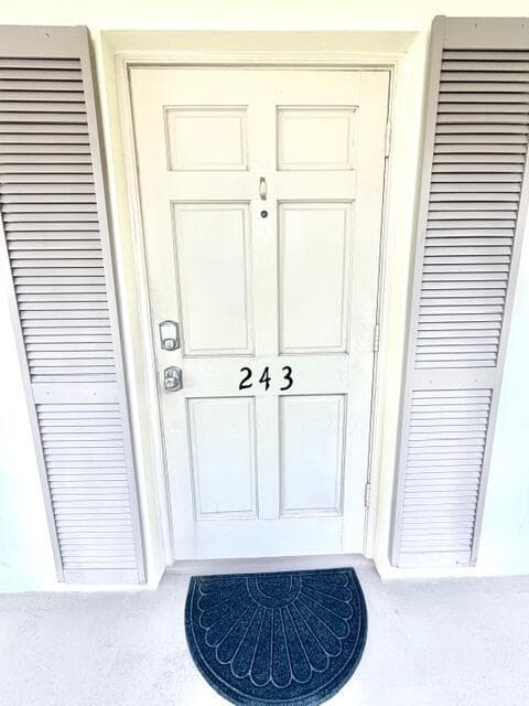 5510 Tamberlane Circle # 243, Palm Beach Gardens, FL 33418 photo 2