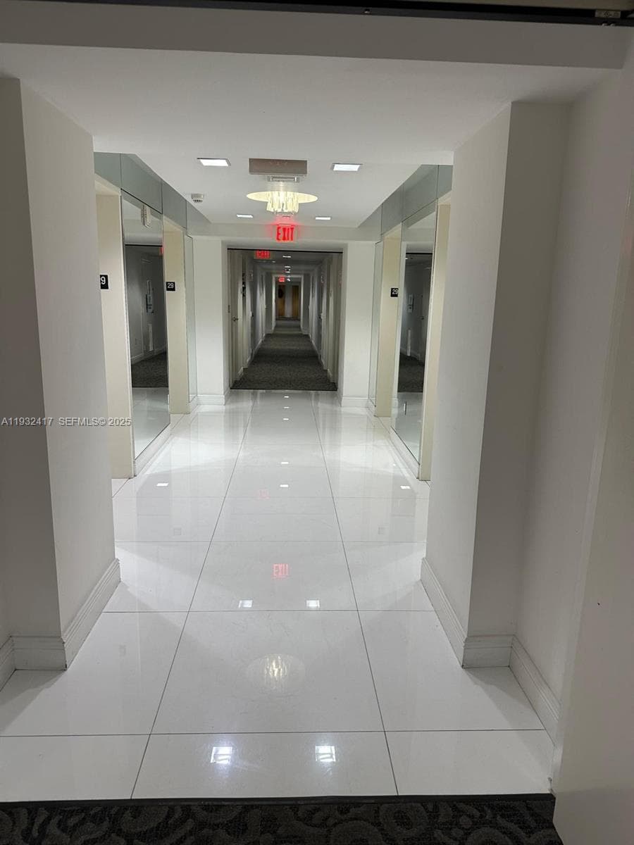 350 S Miami Ave # 2913, Miami, FL 33130 photo 4