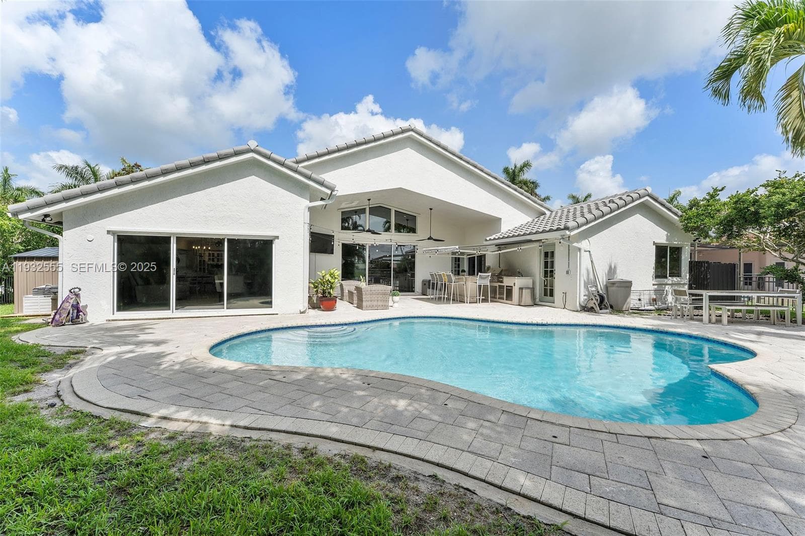 550 NW 110th Ave, Plantation, FL 33324 photo 5