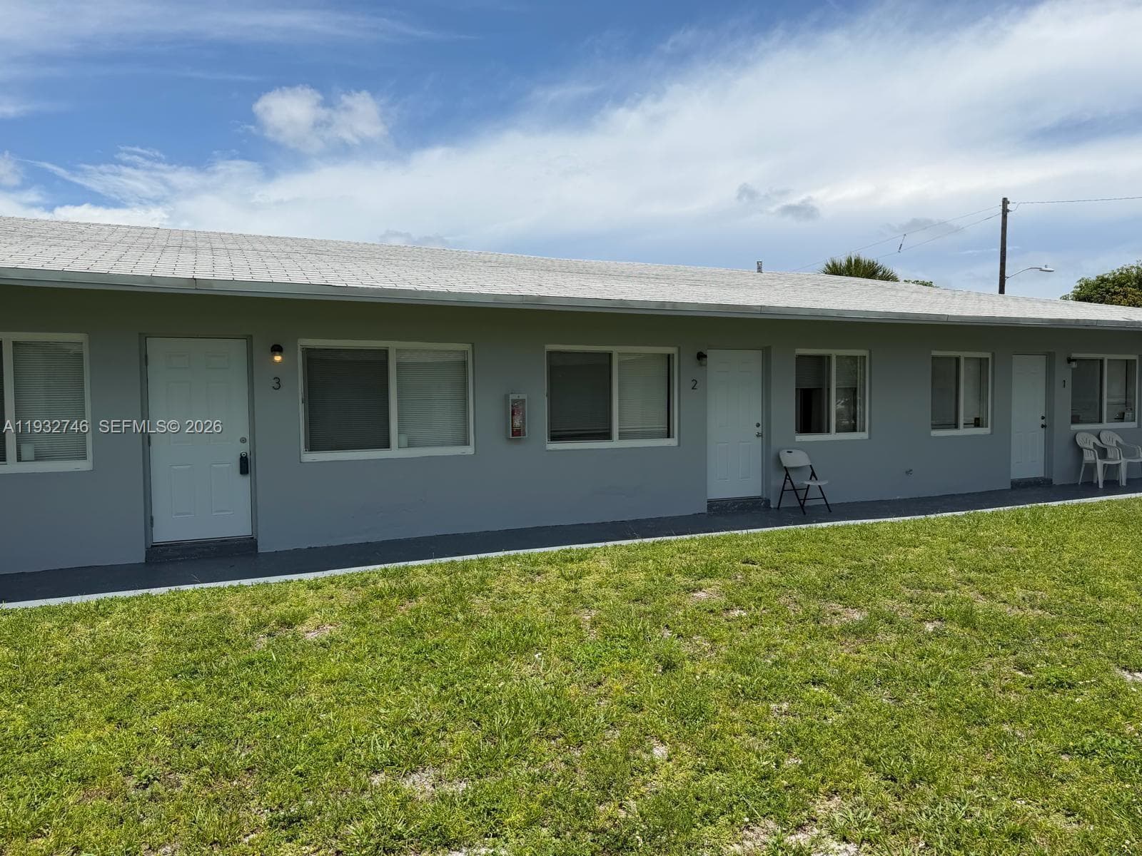 831 NW 1st Ave, Fort Lauderdale, FL 33311 photo 2
