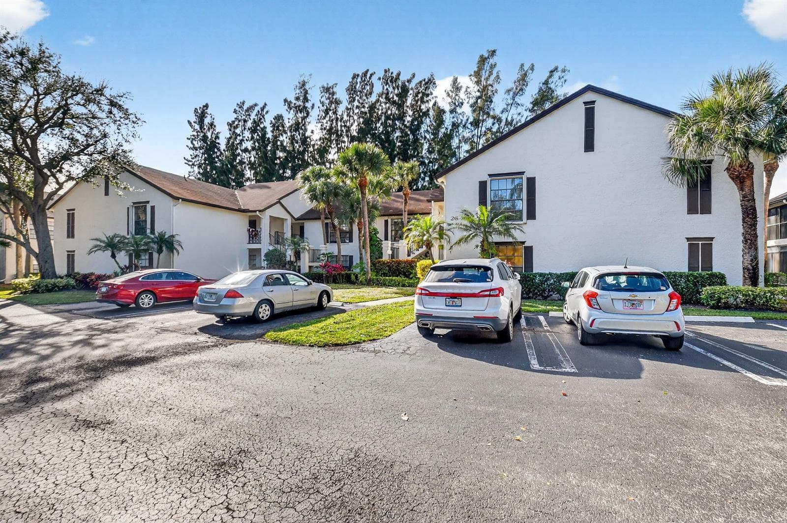 3227 Perimeter Drive, FL 33467 photo 2