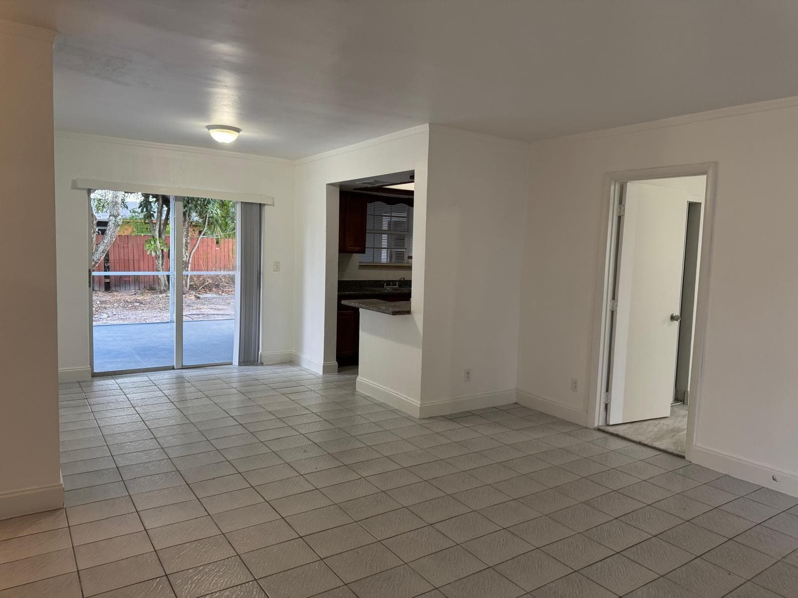 6120 SW 22nd Court, Miramar, FL 33023 photo 4