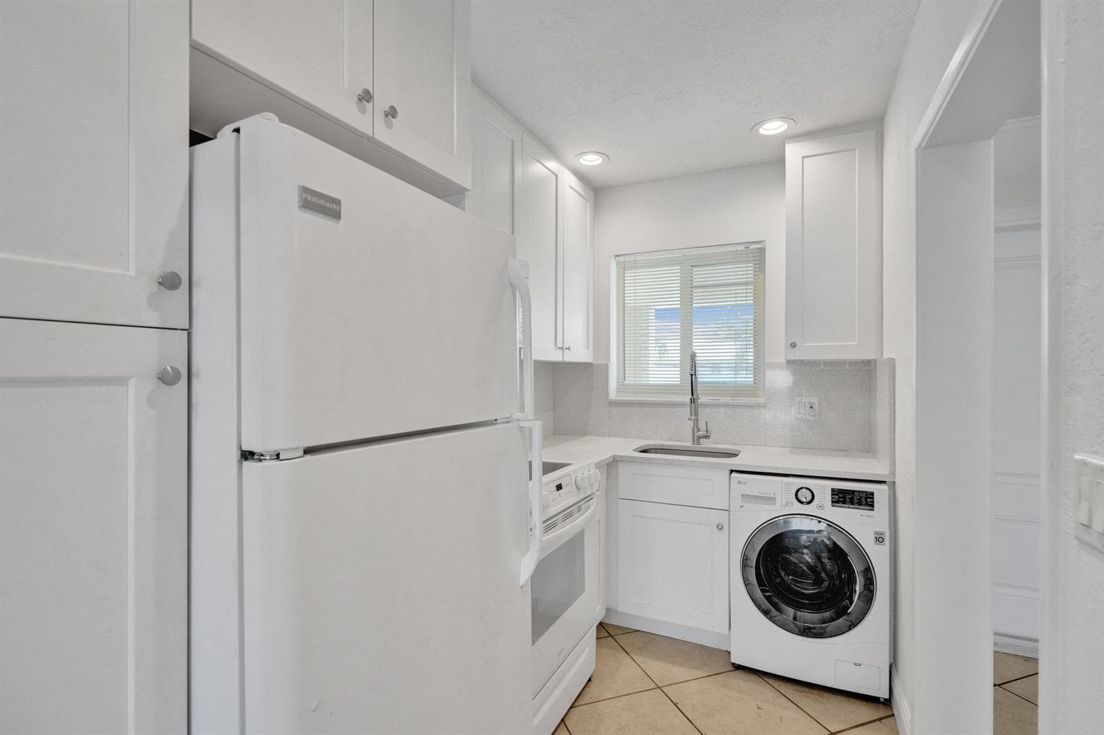 2311 NE 36th Street # 2f, Lighthouse Point, FL 33064 photo 5