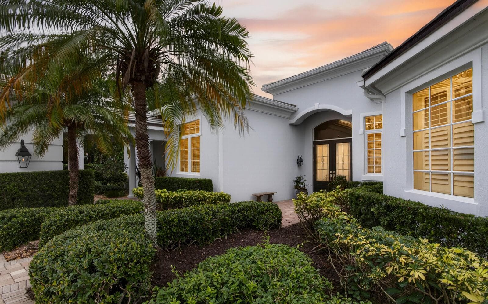 1301 Cape Pointe Circle, Vero Beach, FL 32963 photo 2
