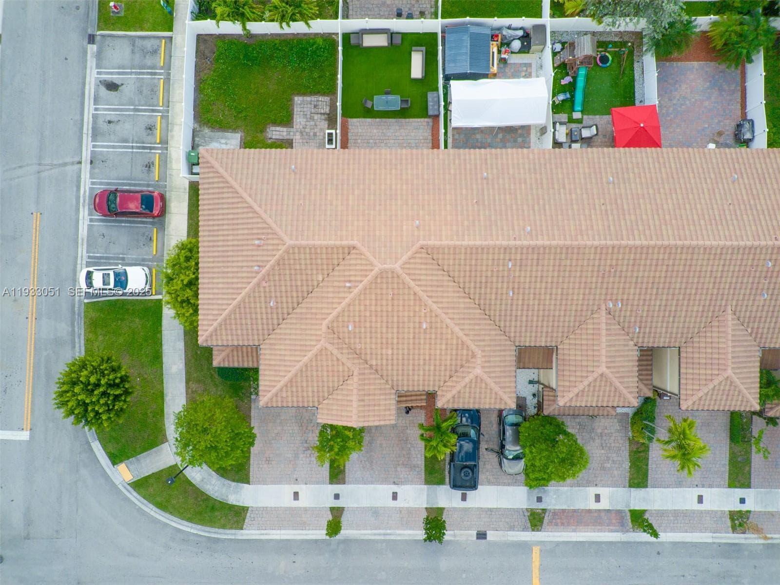 3316 W 91st Ter, Hialeah, FL 33018 photo 5